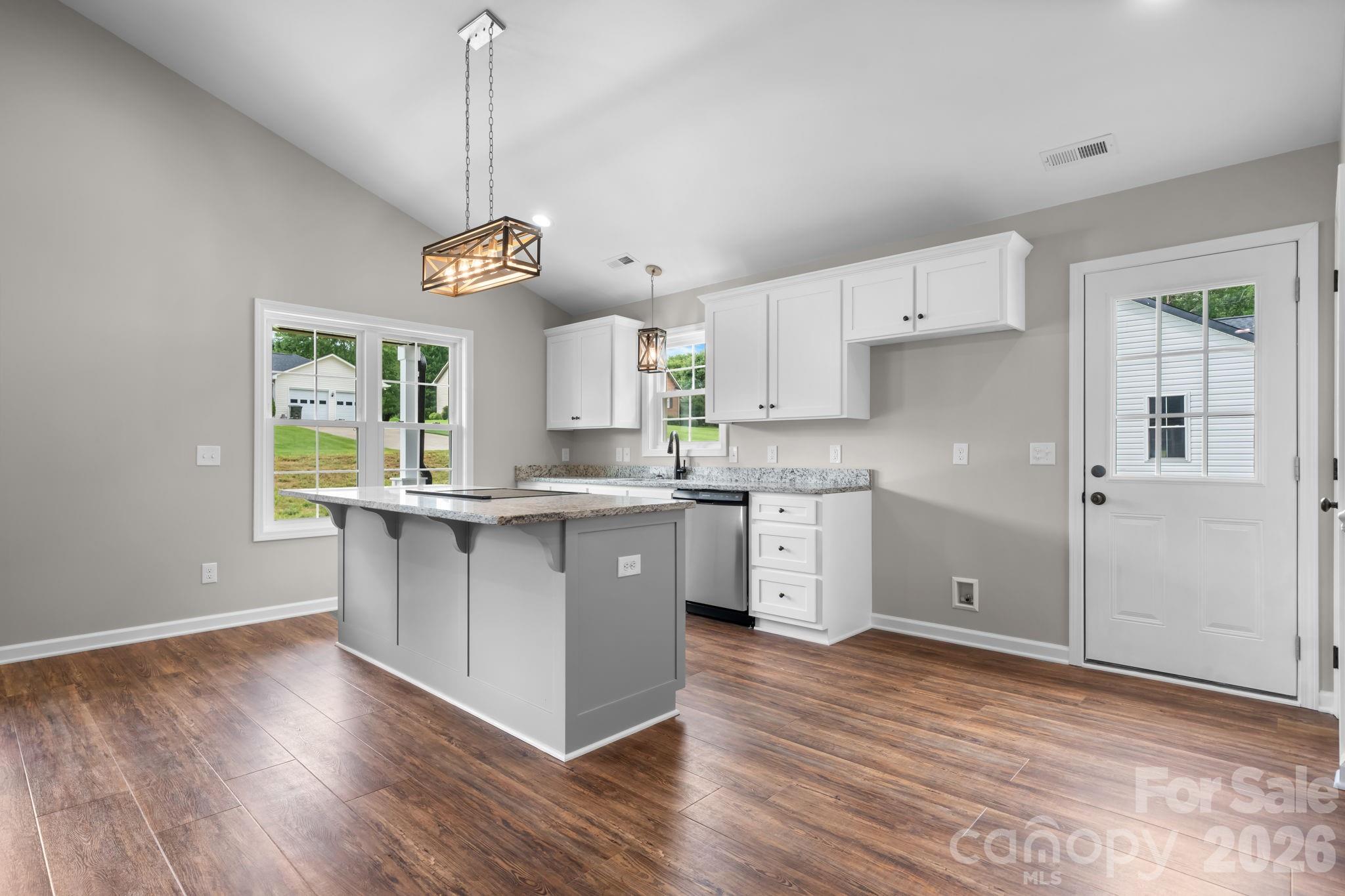 Single Family Residence at 128 Buck Shoals Circle, Hudson, photo 11 of 35