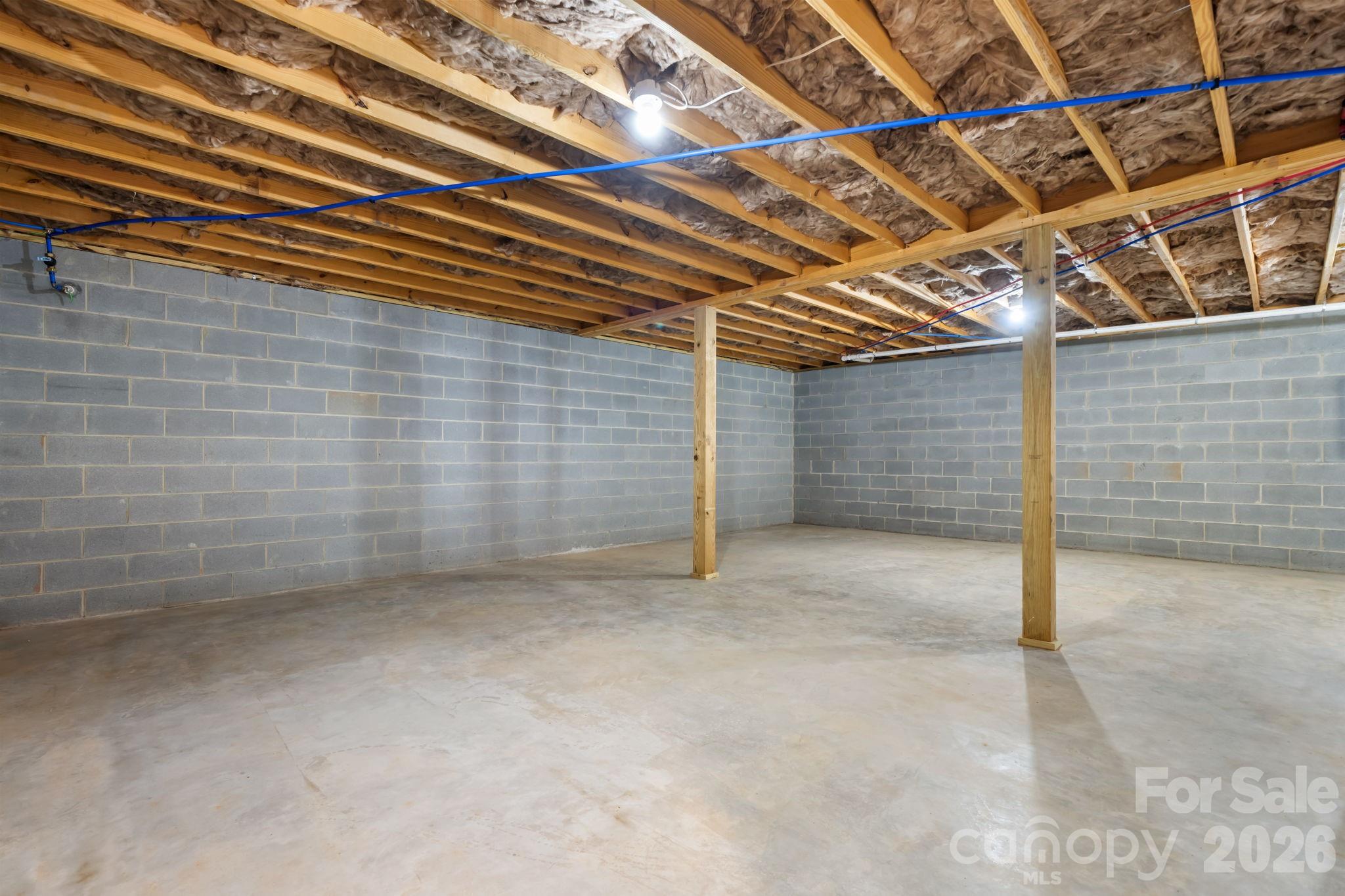 Single Family Residence at 128 Buck Shoals Circle, Hudson, photo 25 of 35