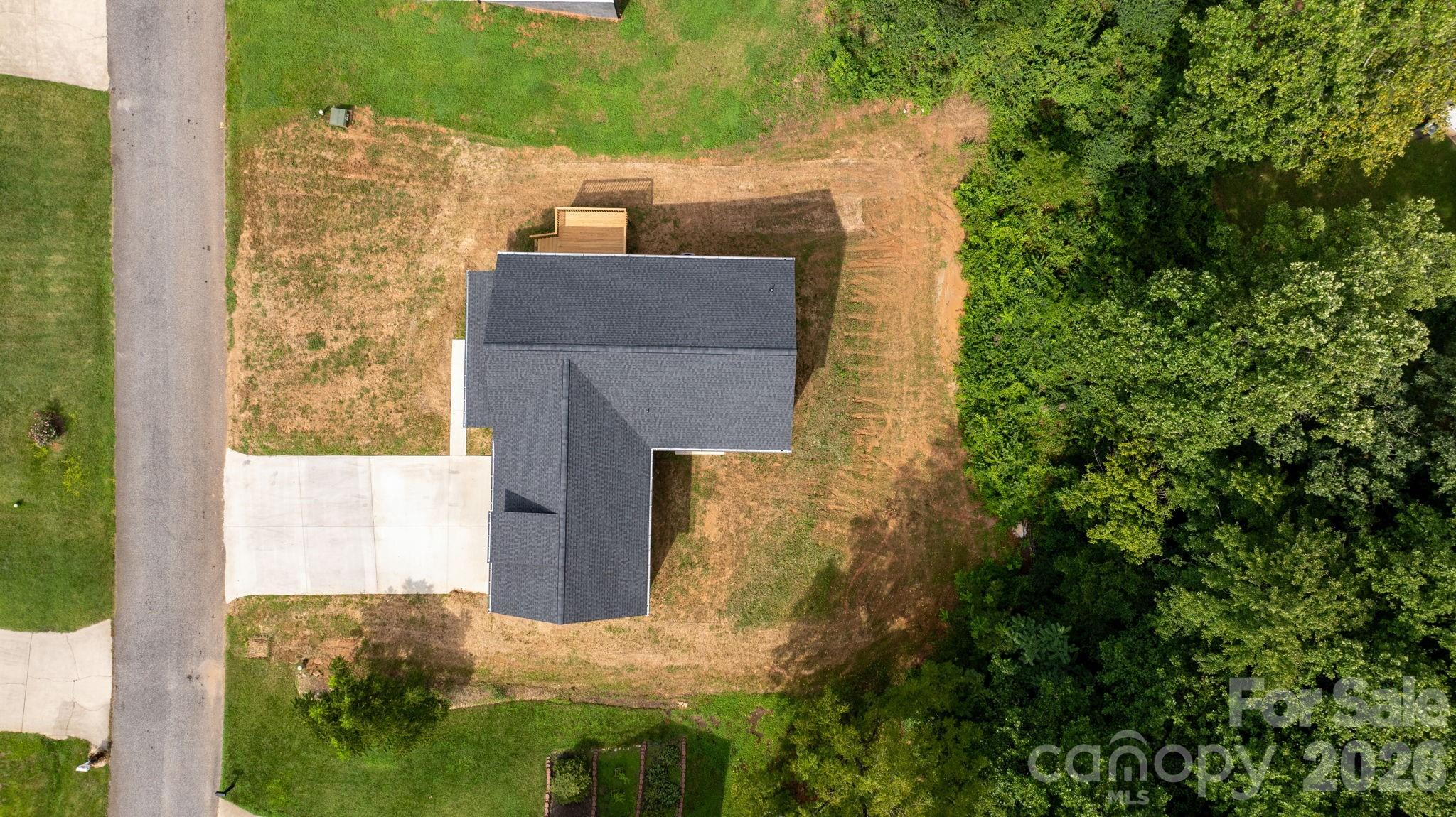 Single Family Residence at 128 Buck Shoals Circle, Hudson, photo 31 of 35