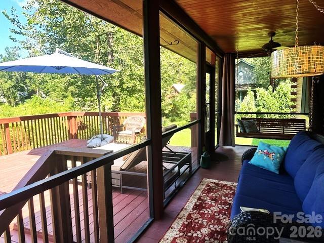 Single Family Residence at 45 Reedy Creek Court, Hendersonville, photo 25 of 46