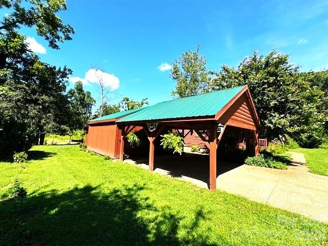 20x20 workshop located behind carport. - 45 Reedy Creek Court, Hendersonville