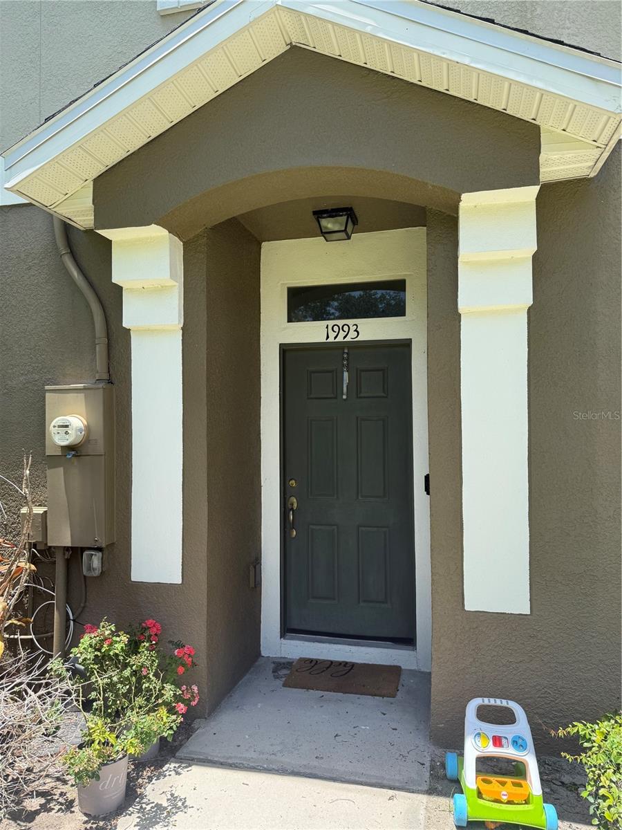 1993 ESTANCIA CIR #B