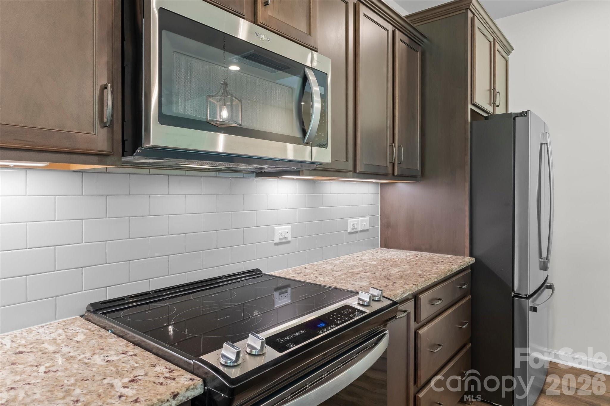 Single Family Residence at 127 Buoy Lane, Statesville, photo 12 of 36