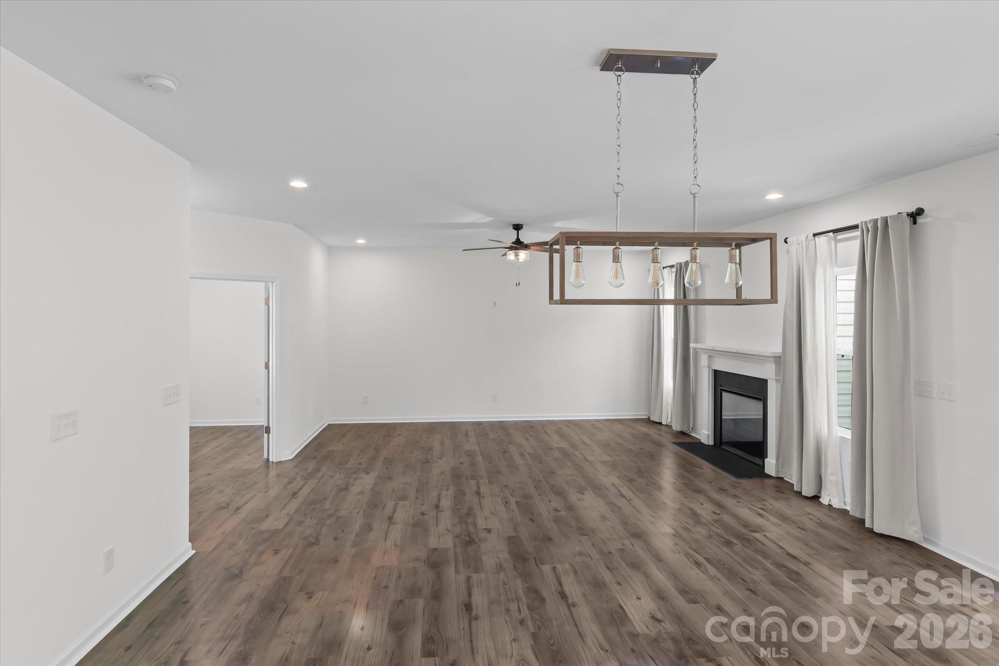 Single Family Residence at 127 Buoy Lane, Statesville, photo 15 of 36