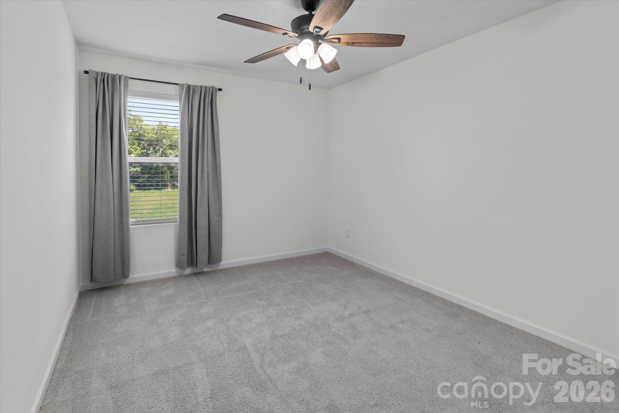 Single Family Residence at 127 Buoy Lane, Statesville, photo 26 of 36