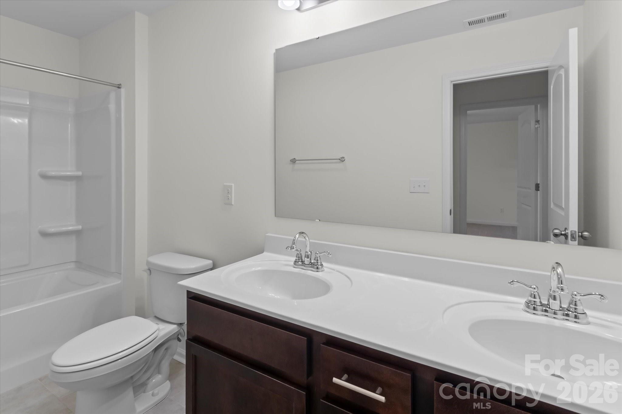 Single Family Residence at 127 Buoy Lane, Statesville, photo 28 of 36