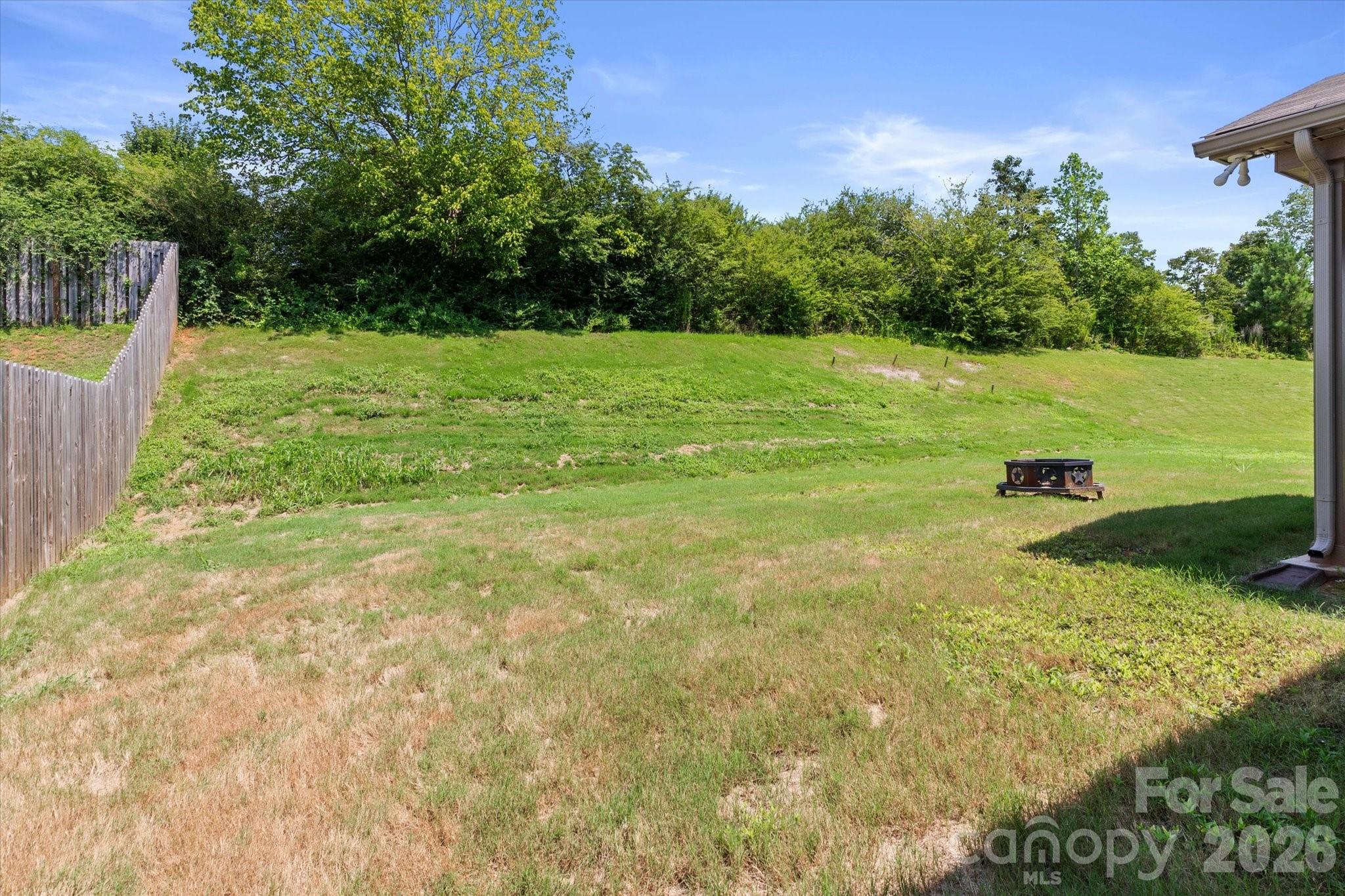 Single Family Residence at 127 Buoy Lane, Statesville, photo 33 of 36
