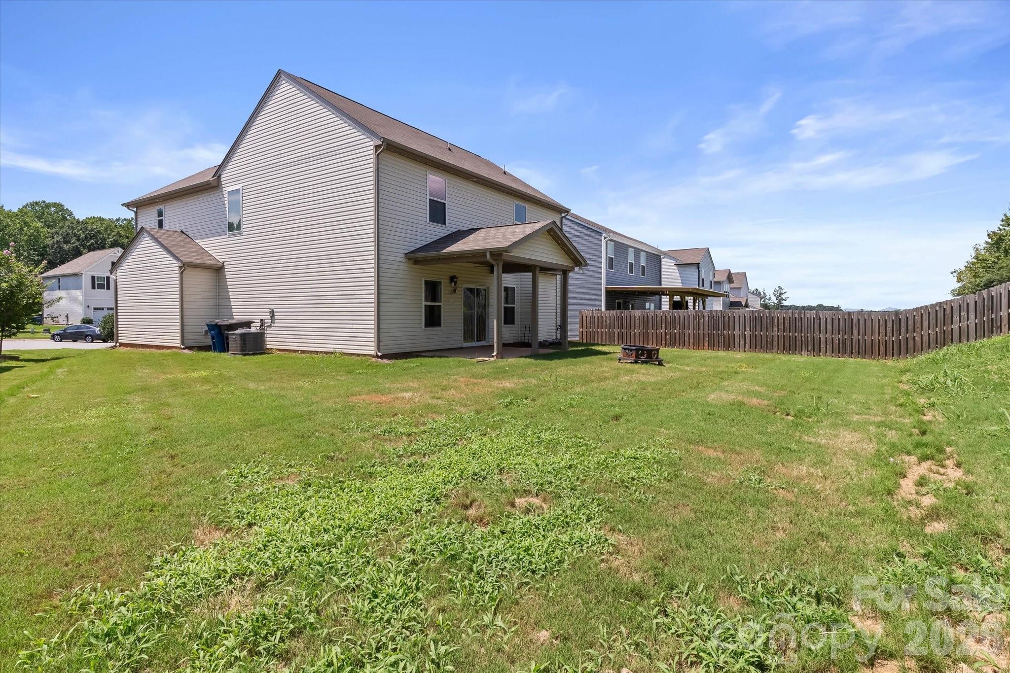 Single Family Residence at 127 Buoy Lane, Statesville, photo 35 of 36