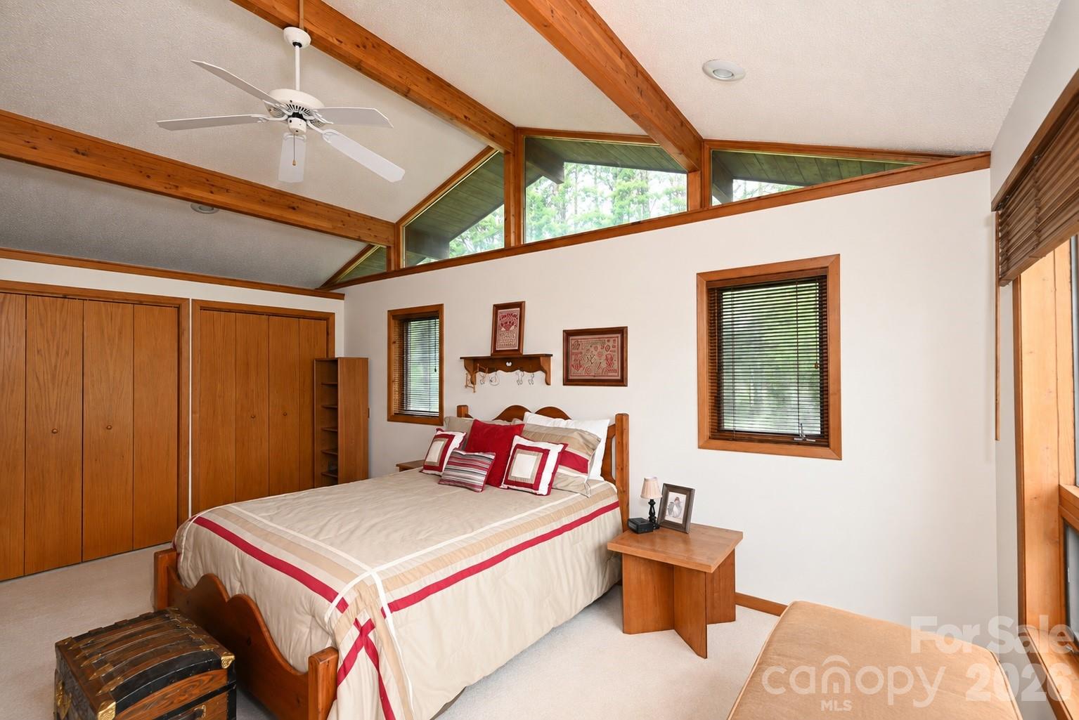 Guest Room En Suite - 3711 Blendwood Lane NE, Hickory