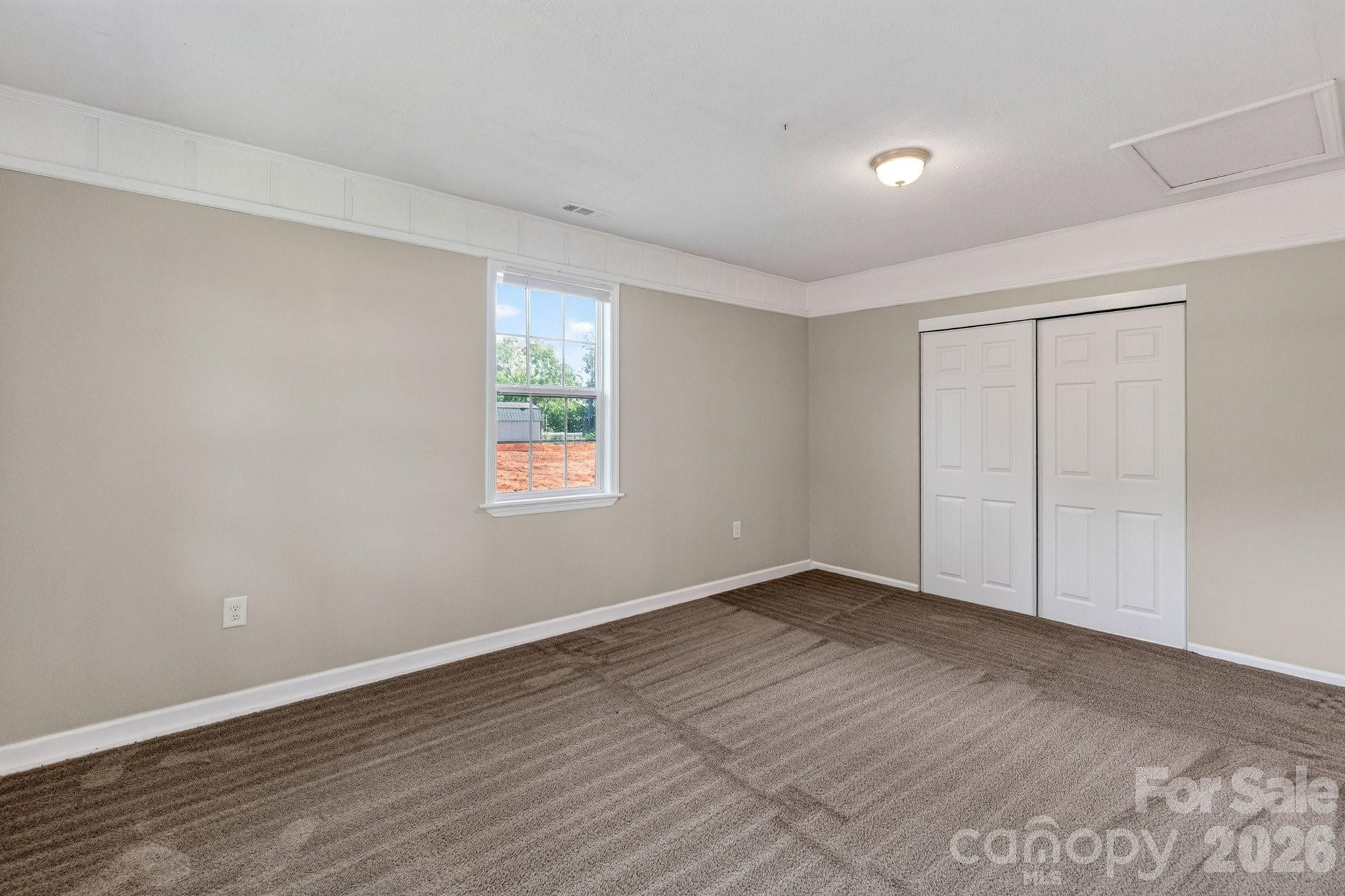 Single Family Residence at 123 Robinette Lane, Statesville, photo 14 of 34
