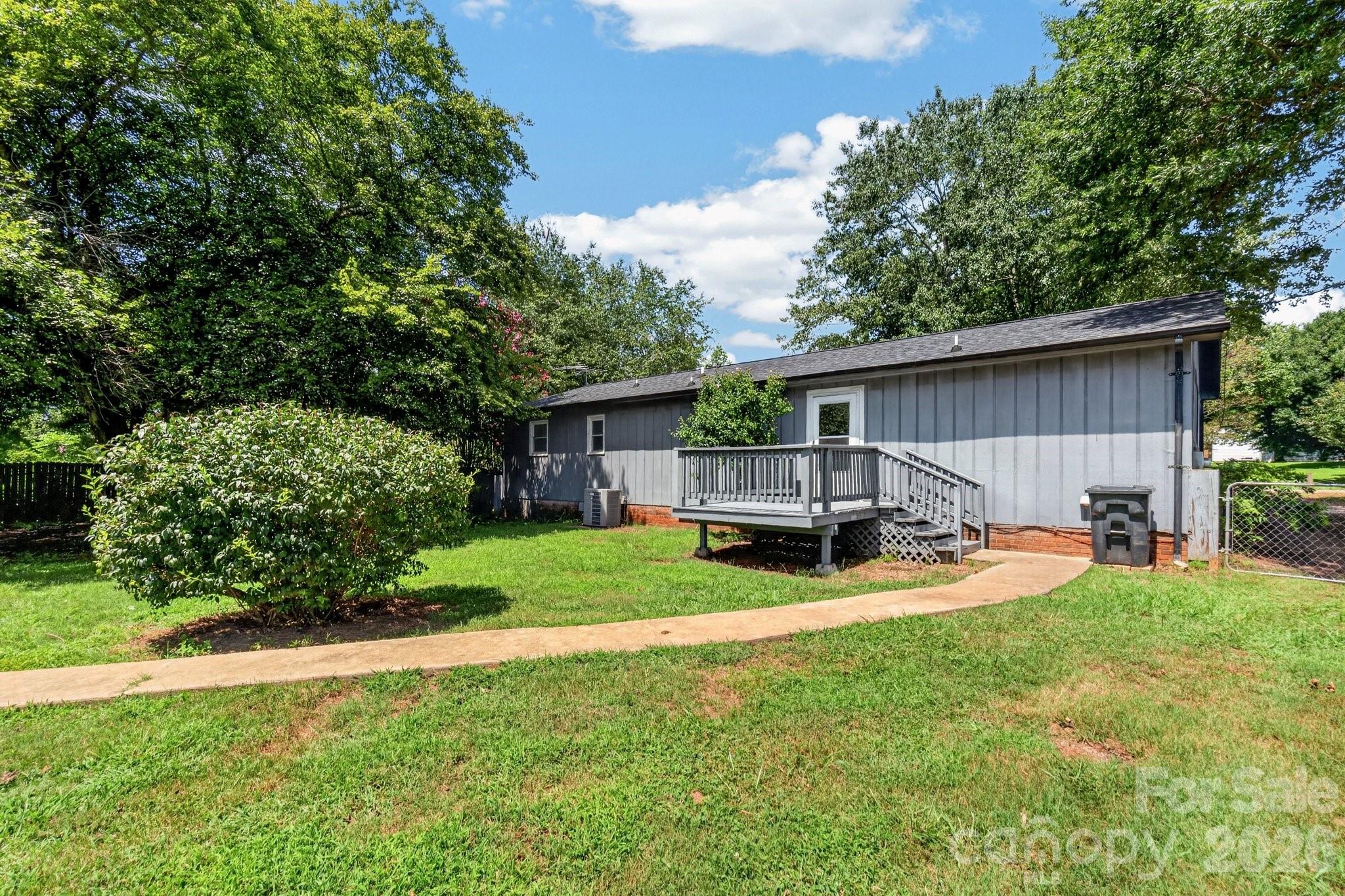 Single Family Residence at 123 Robinette Lane, Statesville, photo 28 of 34