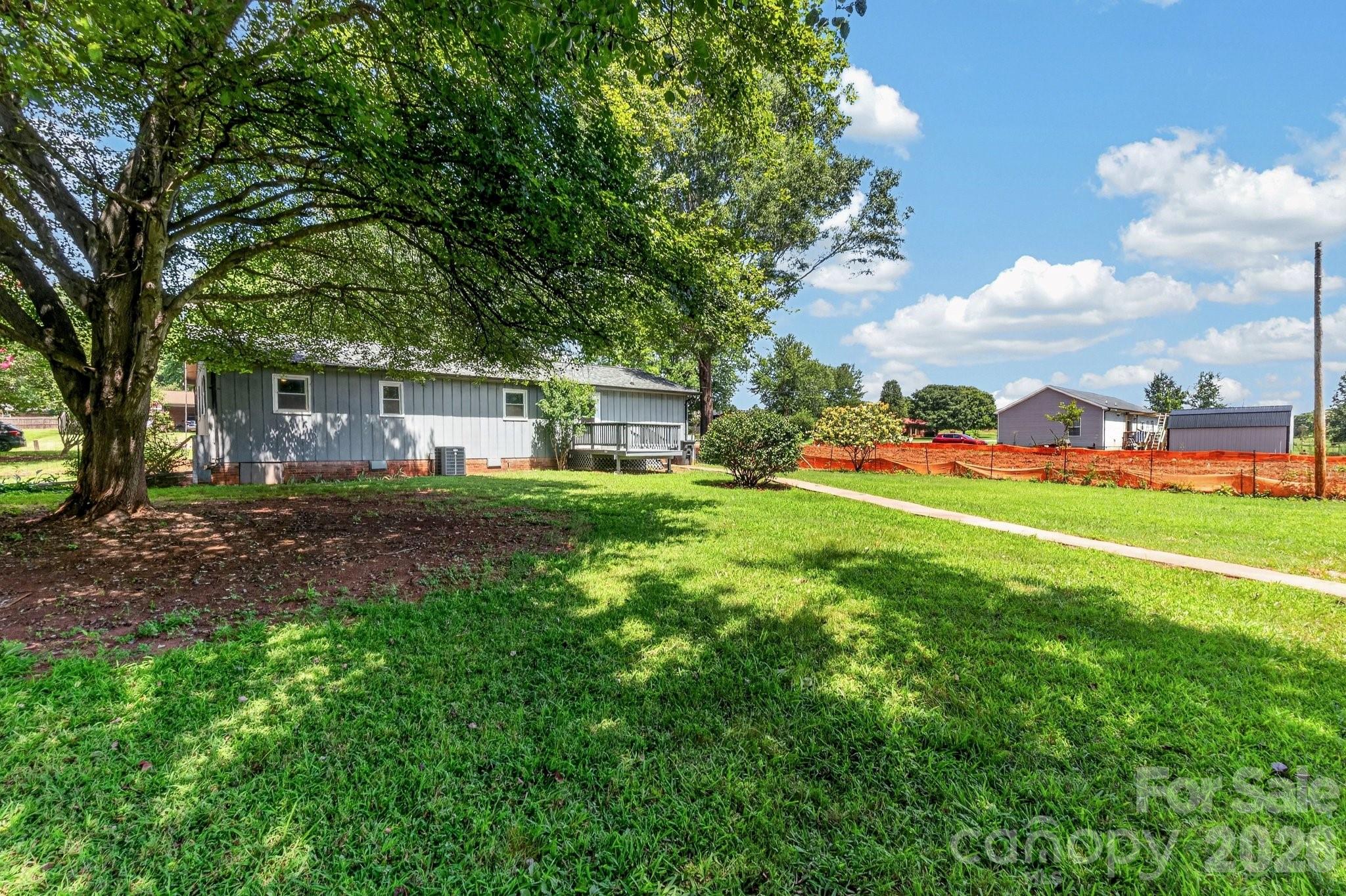 Single Family Residence at 123 Robinette Lane, Statesville, photo 30 of 34