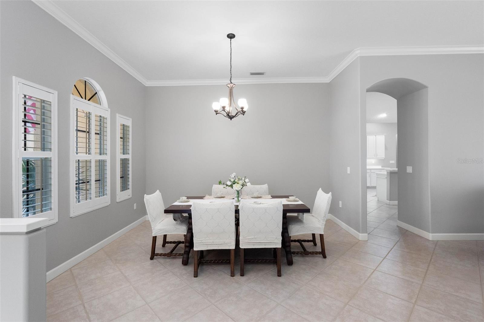Dining Area with hallway lead to Kitchen - 6803 COYOTE RIDGE CT, BRADENTON