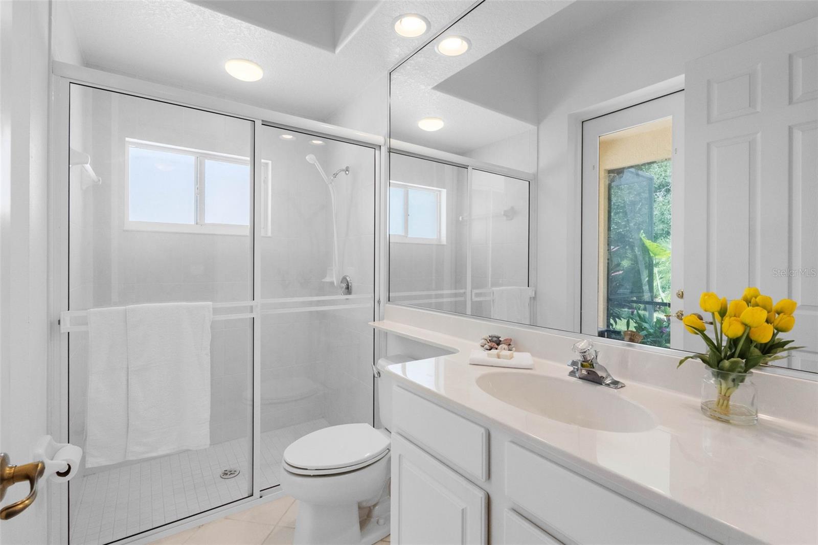 In Law Bath with Shower - 6803 COYOTE RIDGE CT, BRADENTON