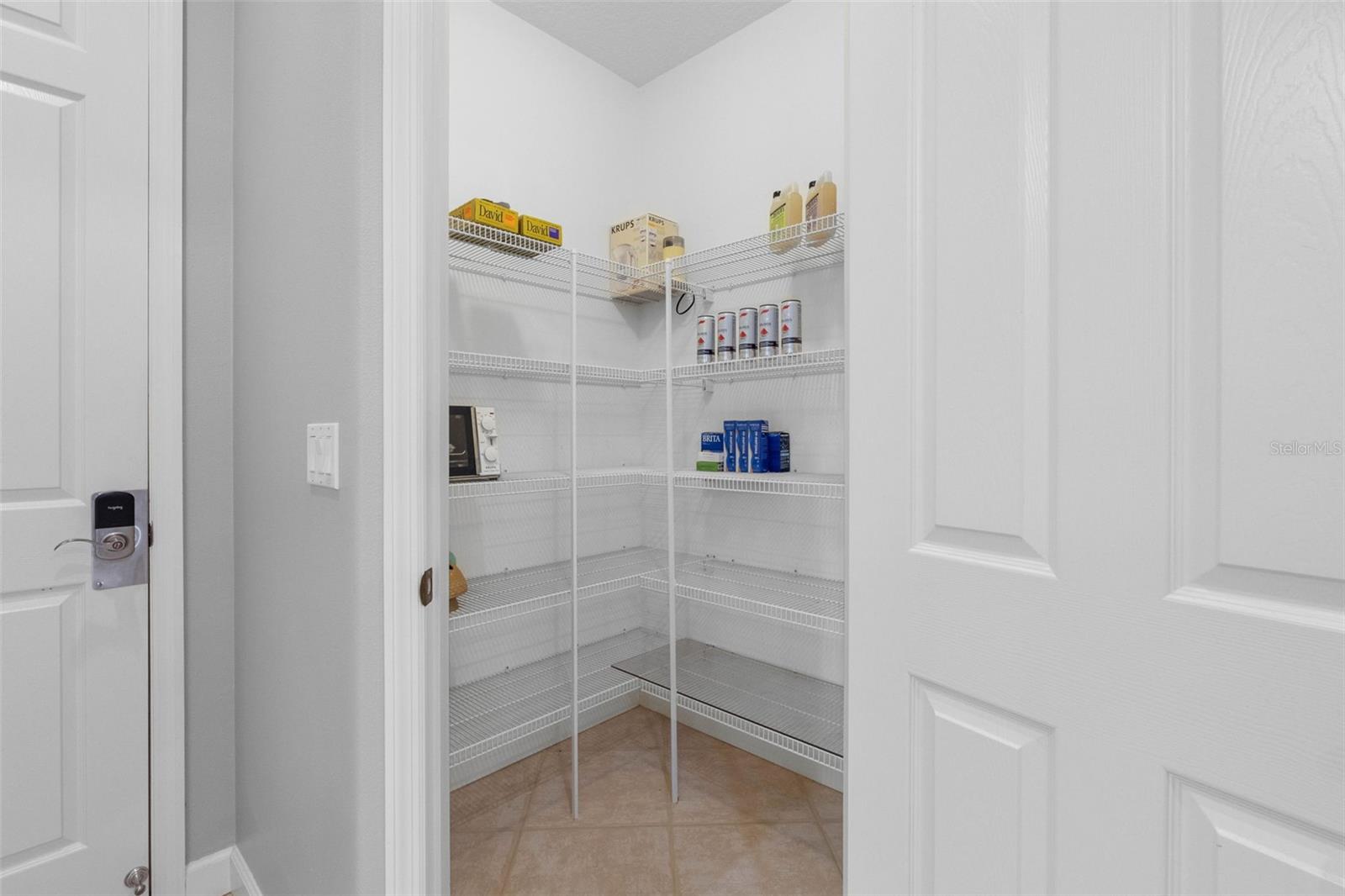 Walk in Pantry - 6803 COYOTE RIDGE CT, BRADENTON