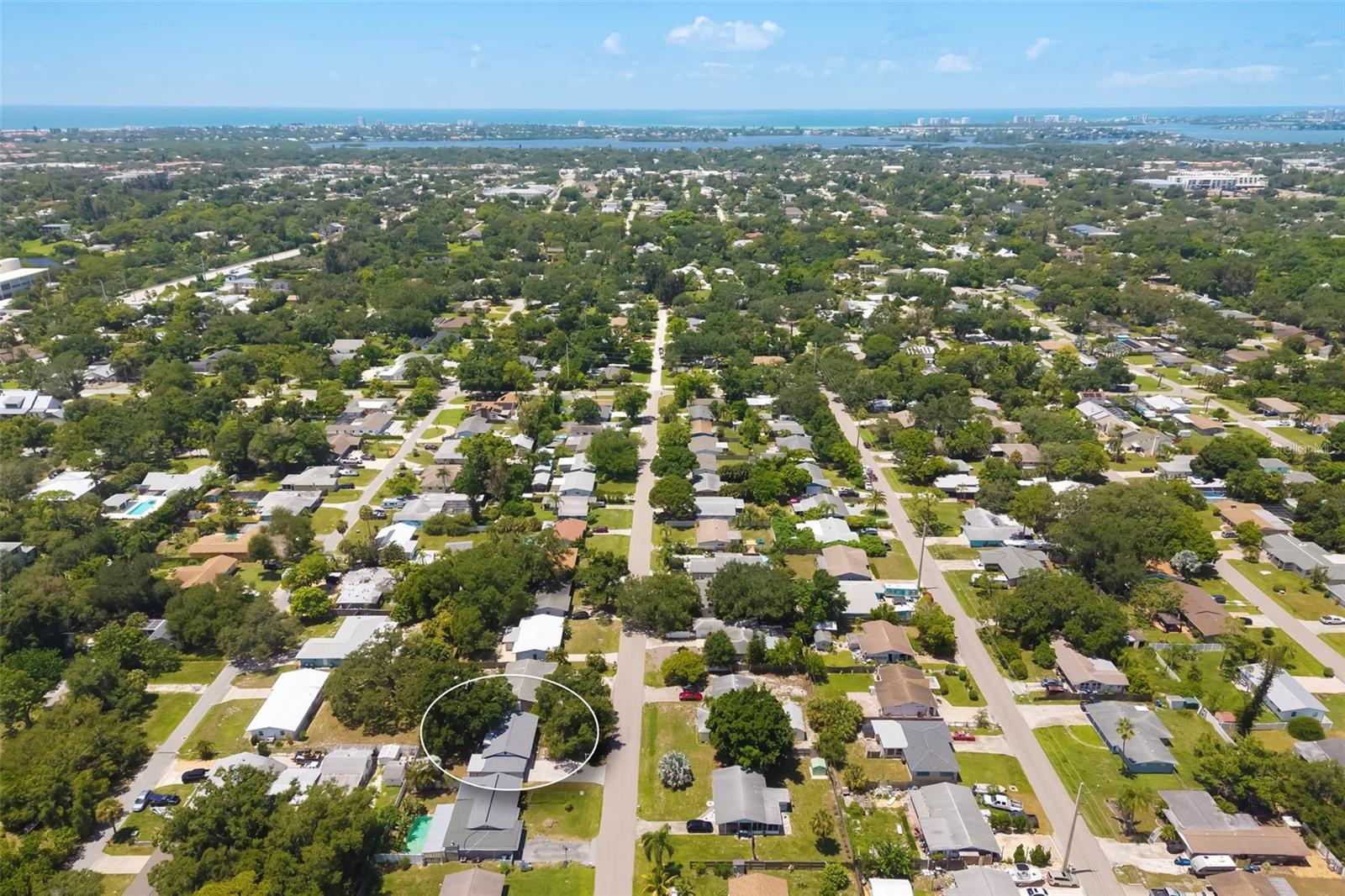 Single Family Residence at 2702 GRAND CAYMAN ST, SARASOTA, photo 41 of 63