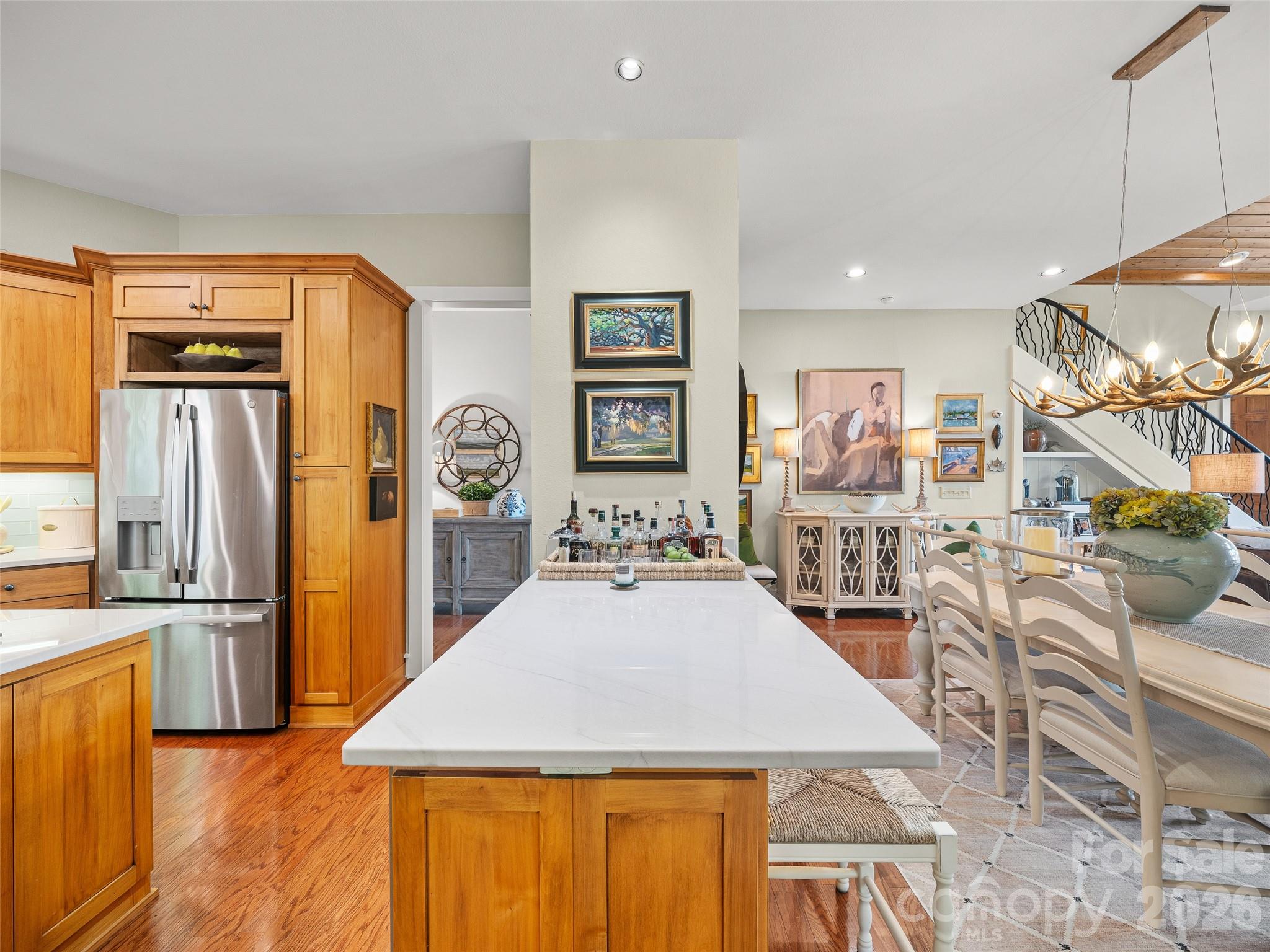 Kitchen island - 530 Andrew Banks Road, Burnsville