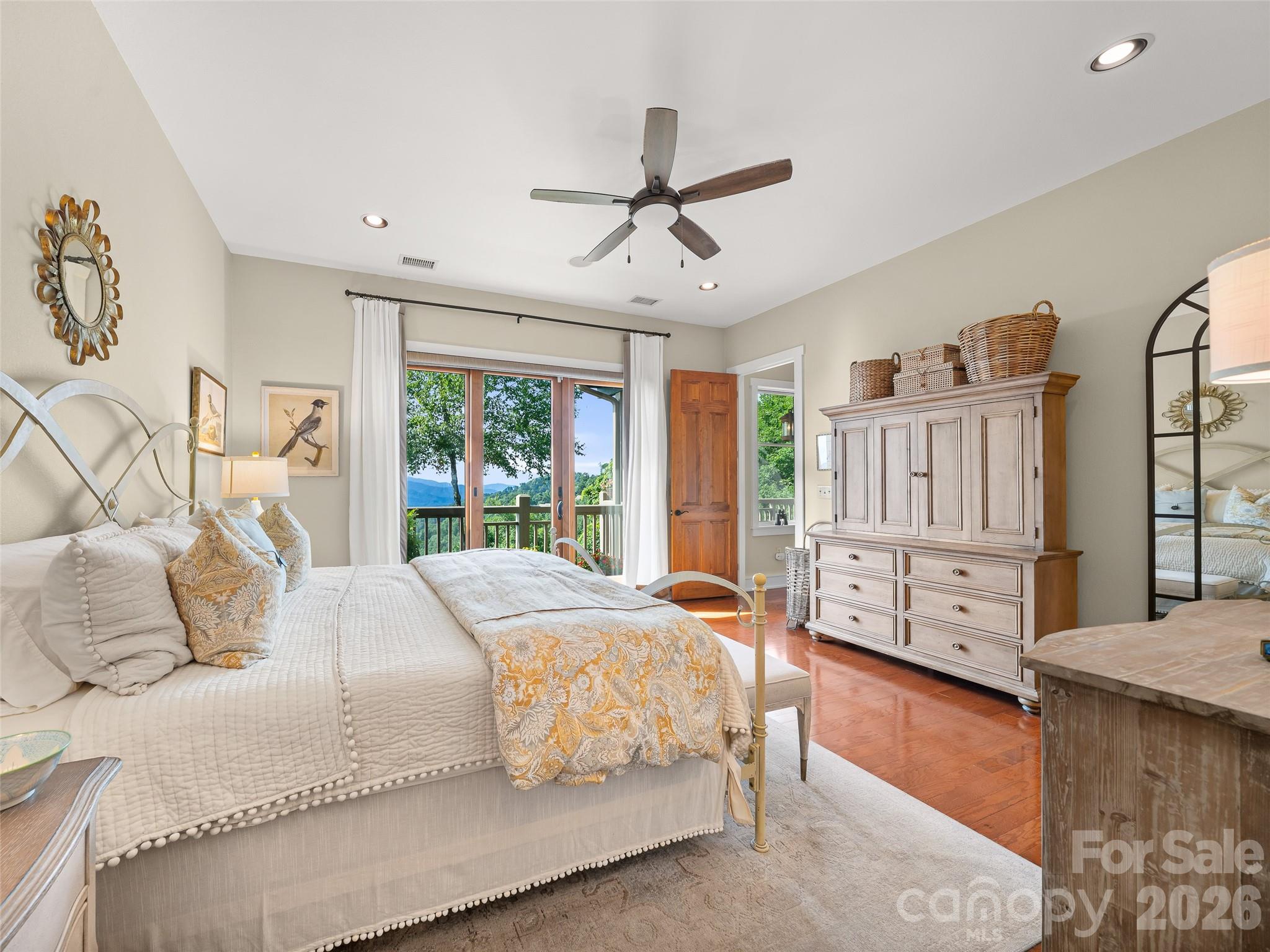 Primary with deck access - 530 Andrew Banks Road, Burnsville