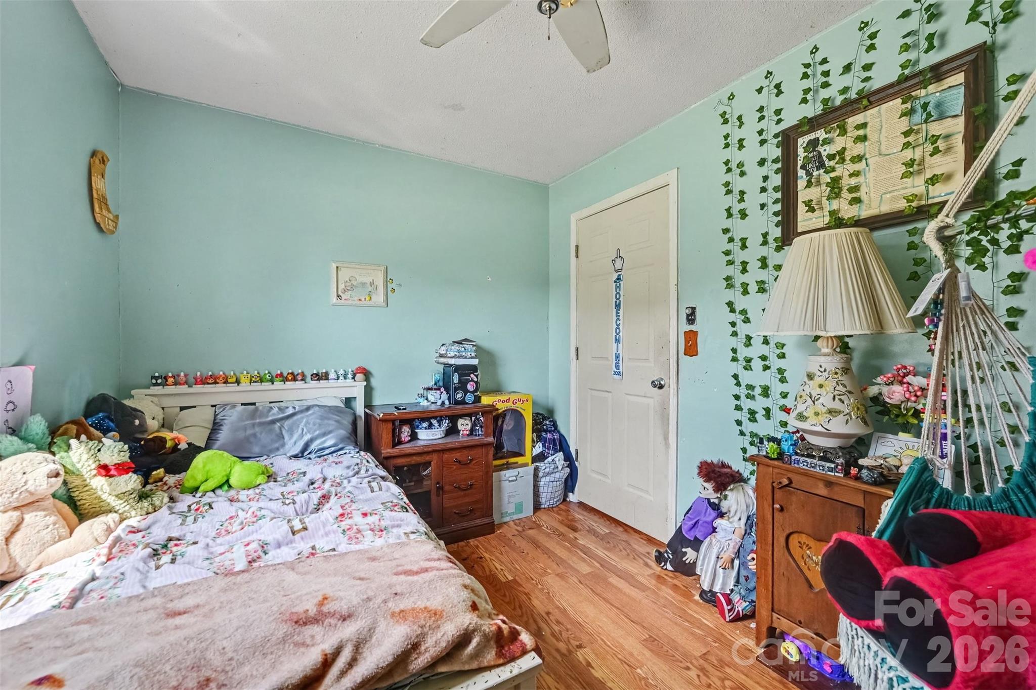 Single Family Residence at 808 E Chestnut Street, Stanley, photo 19 of 31