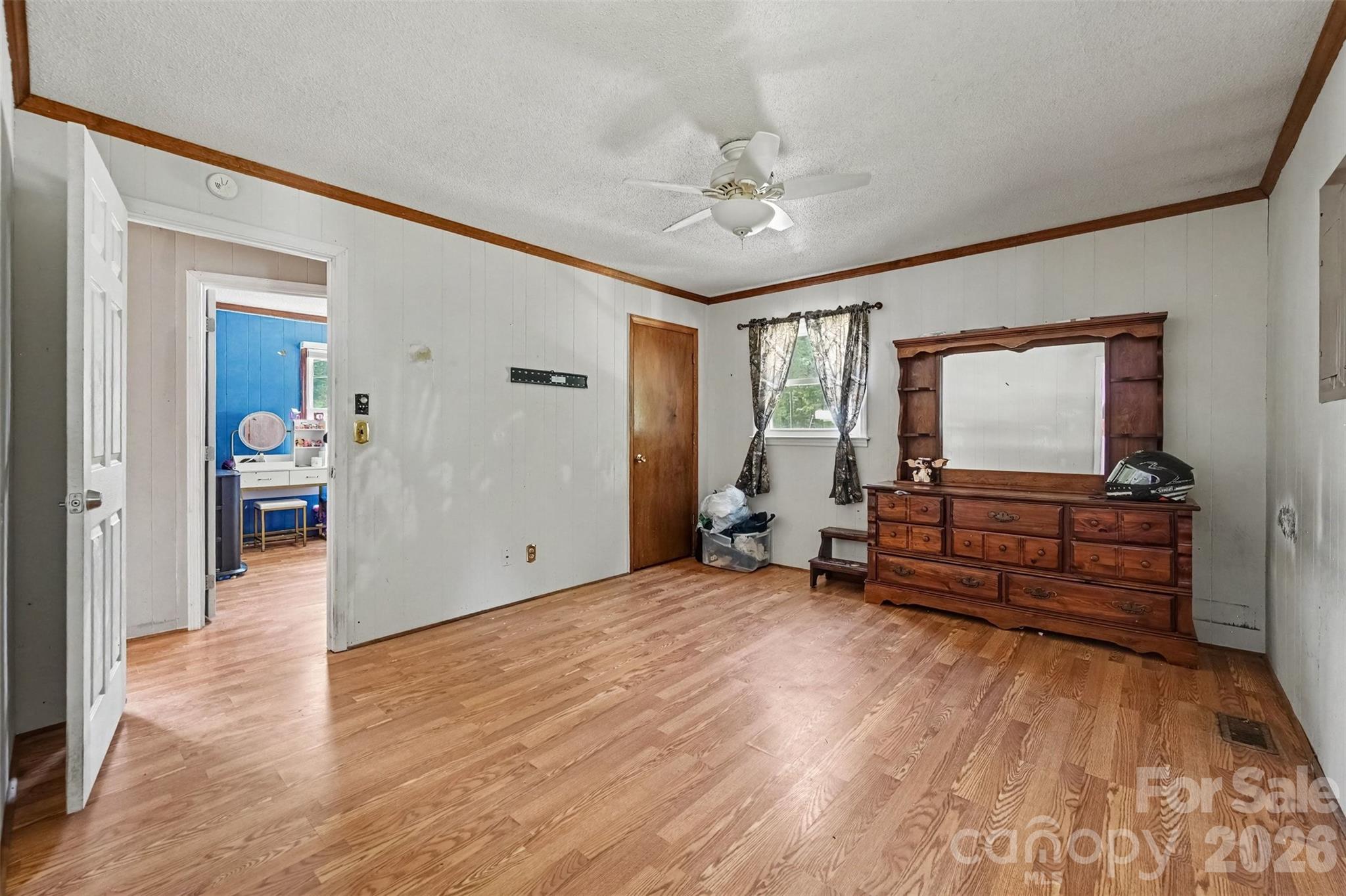 Single Family Residence at 808 E Chestnut Street, Stanley, photo 22 of 31