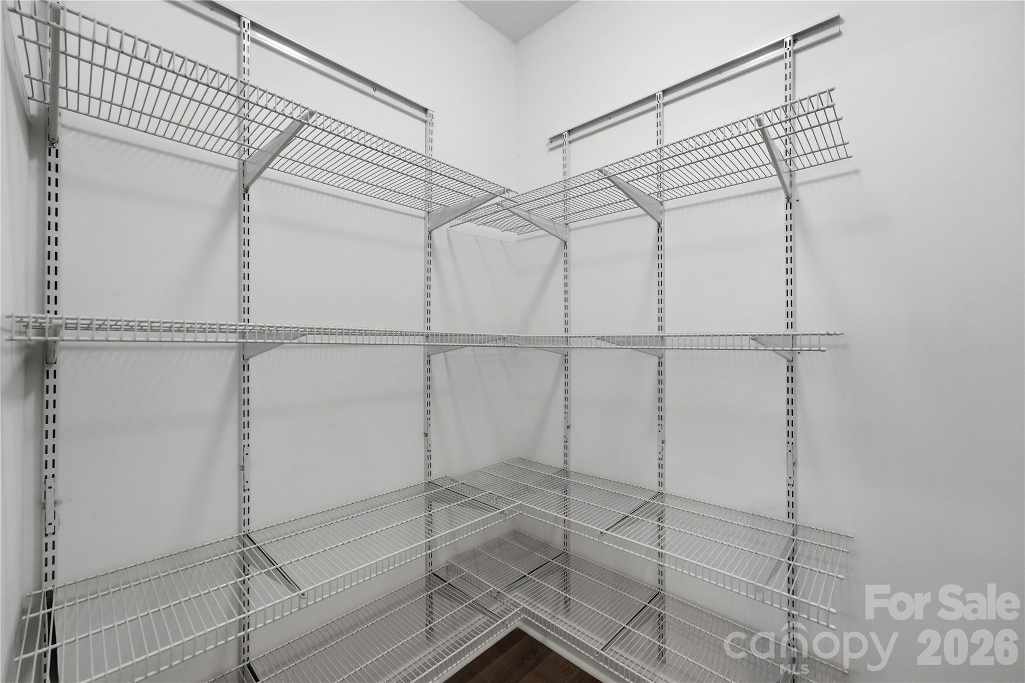 Walk-in pantry off kitchen - 14133 Woodhurst Lane, Mint Hill