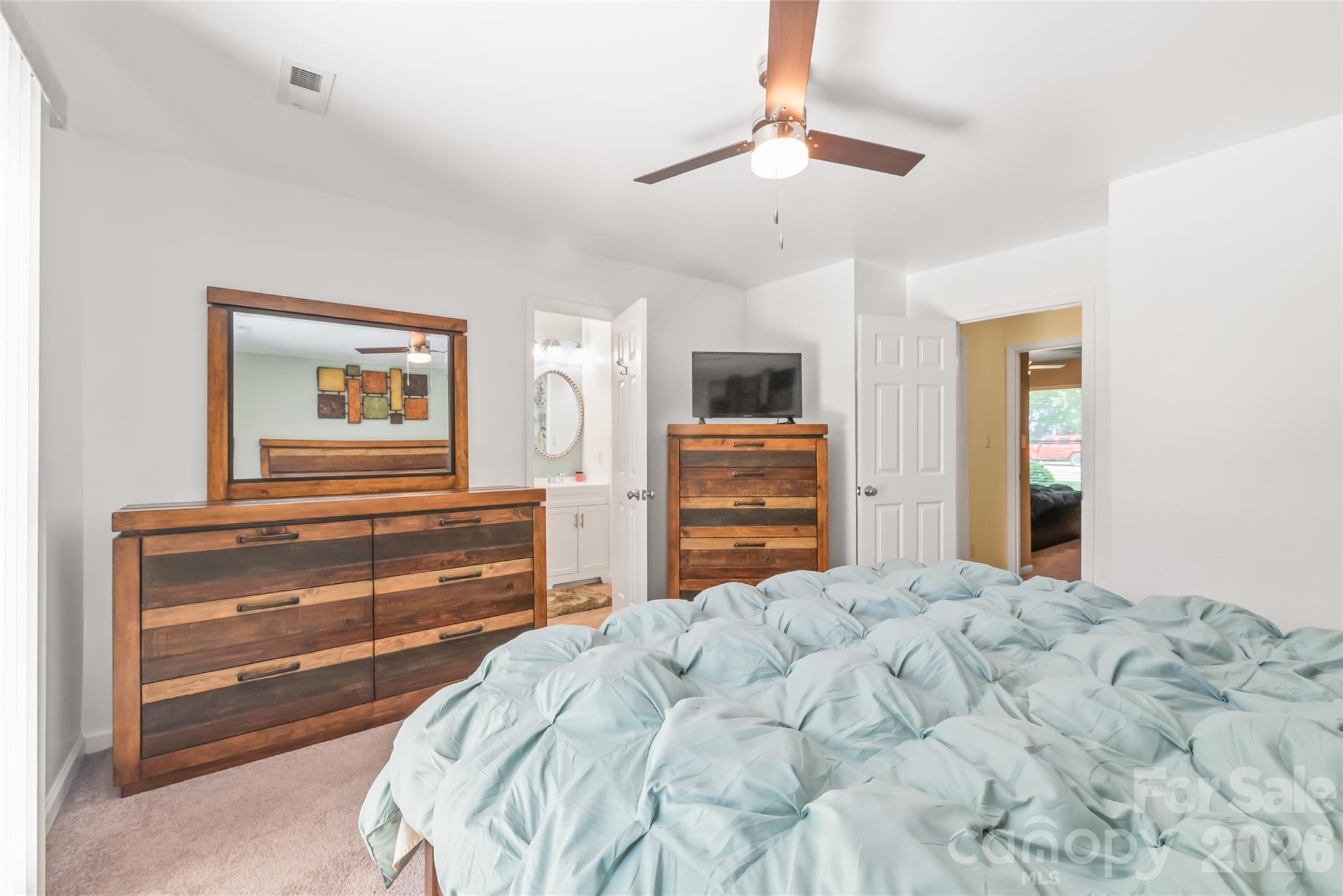 Single Family Residence at 2241 Indian Cross Trail, Matthews, photo 19 of 47