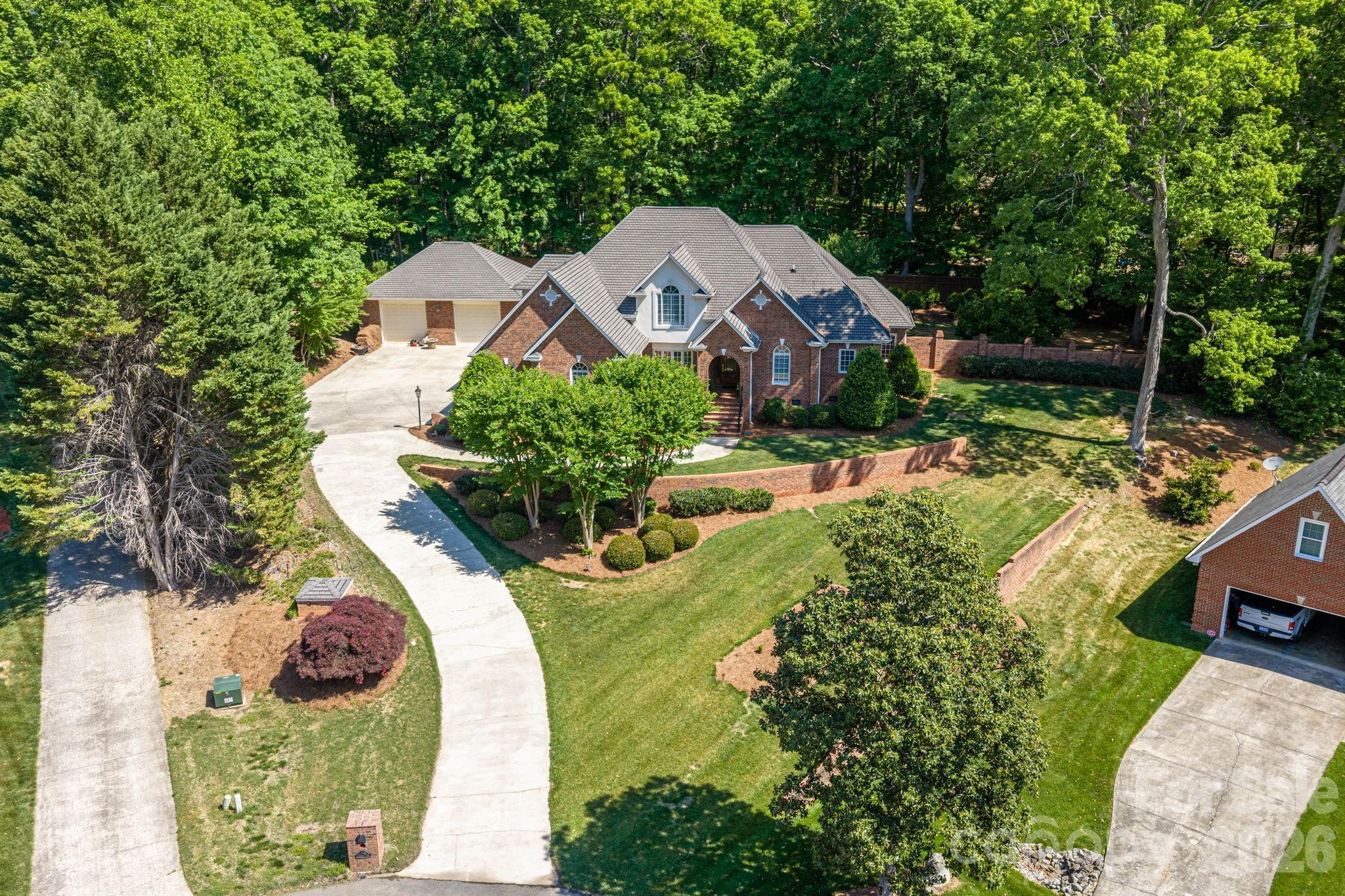 Single Family Residence at 110 Elizabeth Court, Mount Holly, photo 4 of 47
