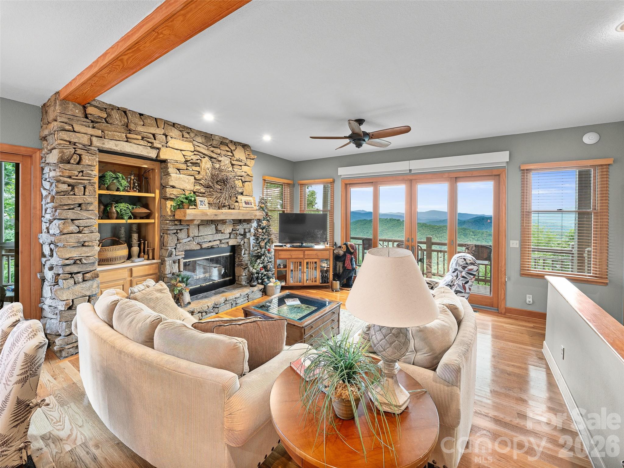 81 Stoney Falls Loop