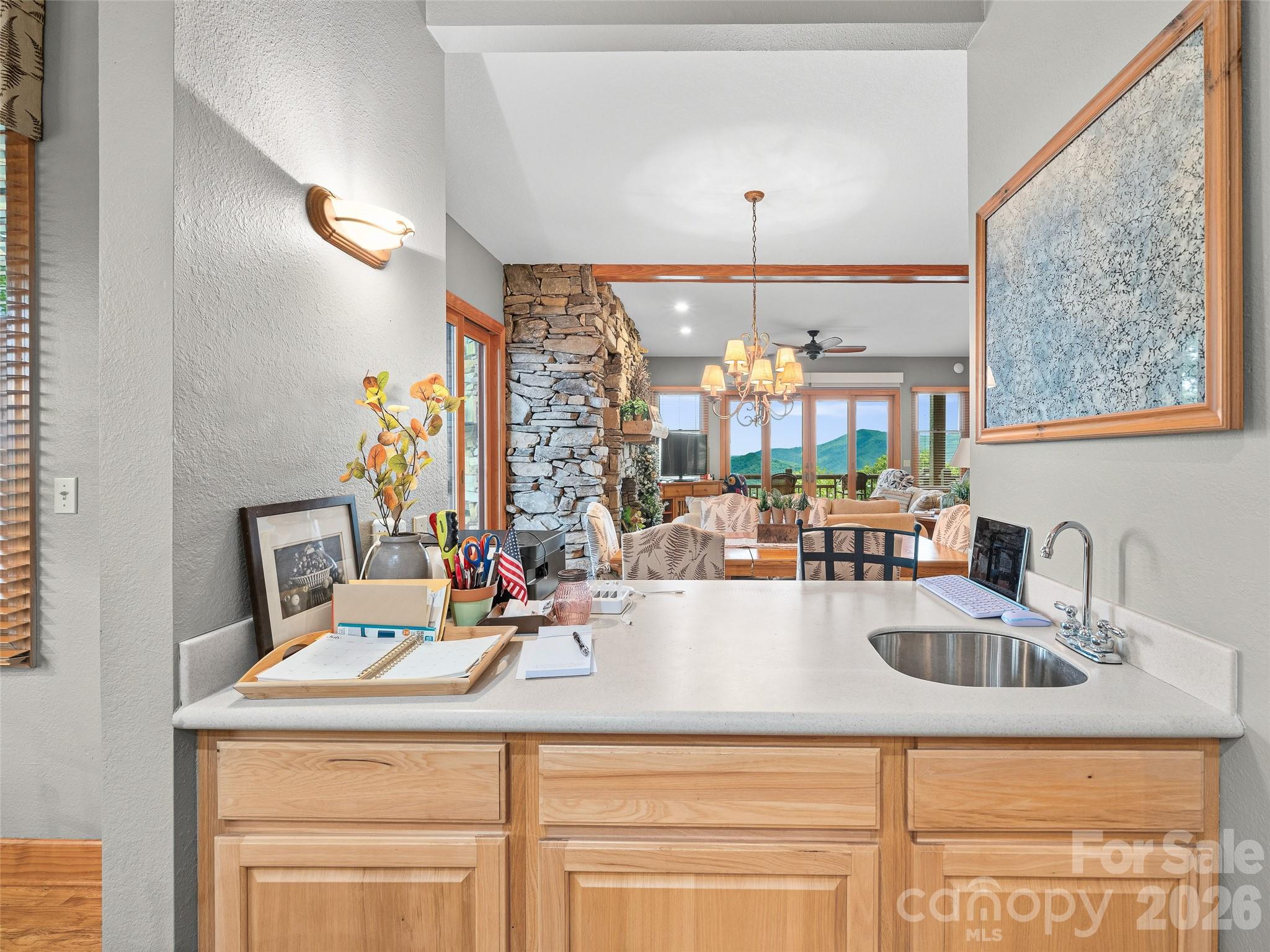 Wet-bar - 81 Stoney Falls Loop, Burnsville