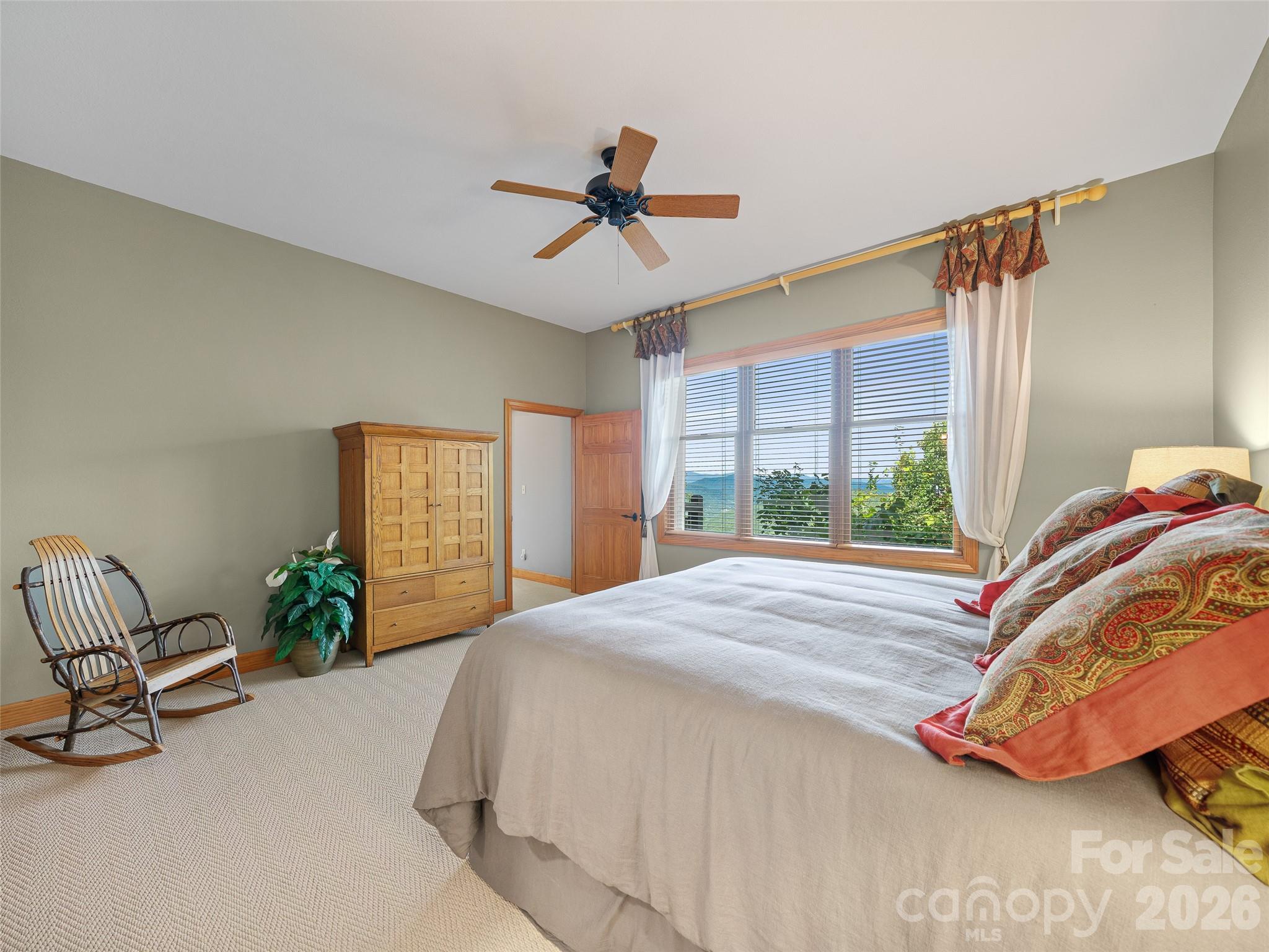 Mountain views from every window - 81 Stoney Falls Loop, Burnsville