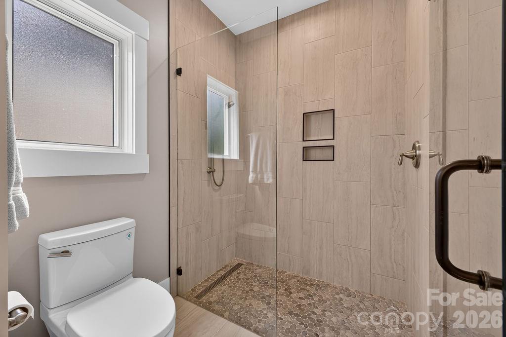 Townhouse at 152 Sports Village Drive, Hendersonville, photo 16 of 45
