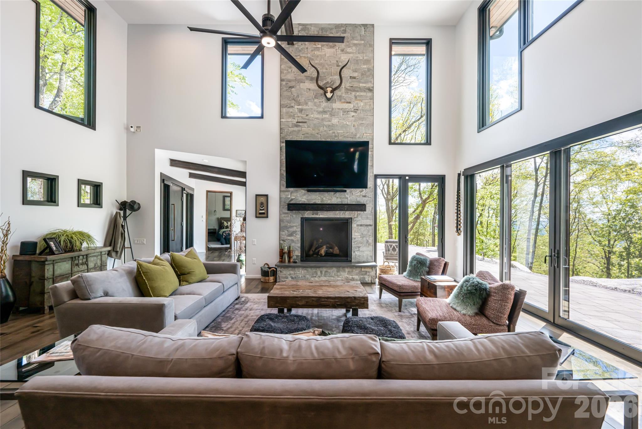Single Family Residence at 94 Laurel Ledge Way, Fletcher, photo 10 of 48