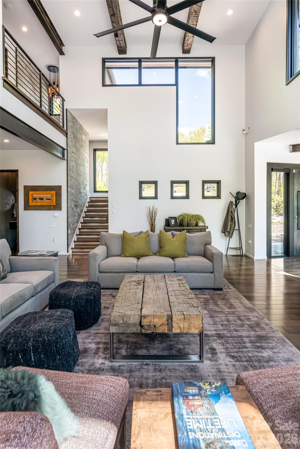Single Family Residence at 94 Laurel Ledge Way, Fletcher, photo 11 of 48
