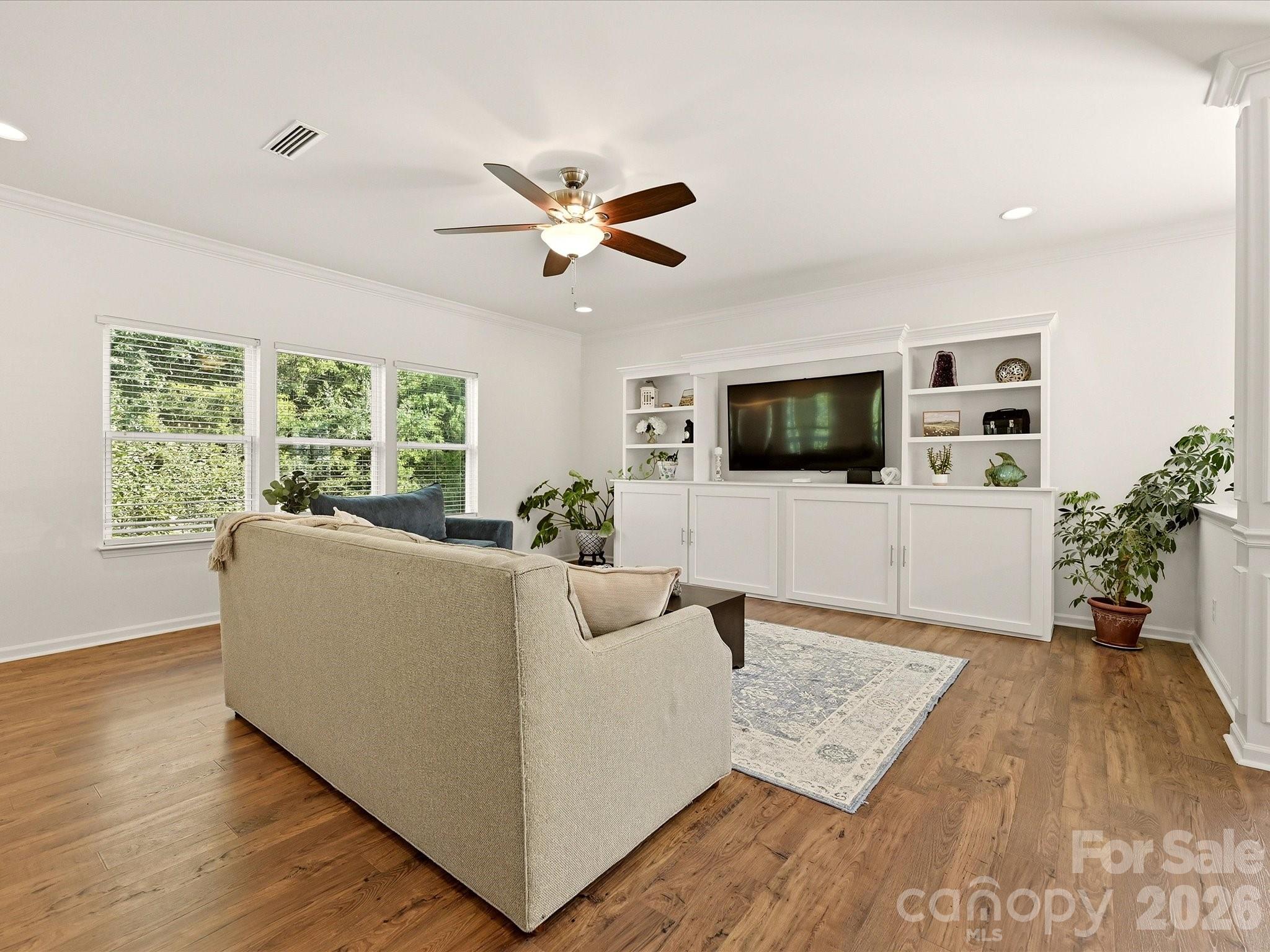Single Family Residence at 1104 Bassett Way, Indian Land, photo 4 of 40