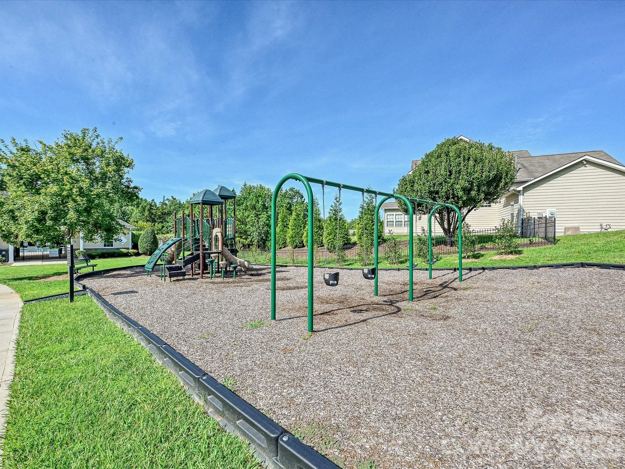 Single Family Residence at 1104 Bassett Way, Indian Land, photo 36 of 40