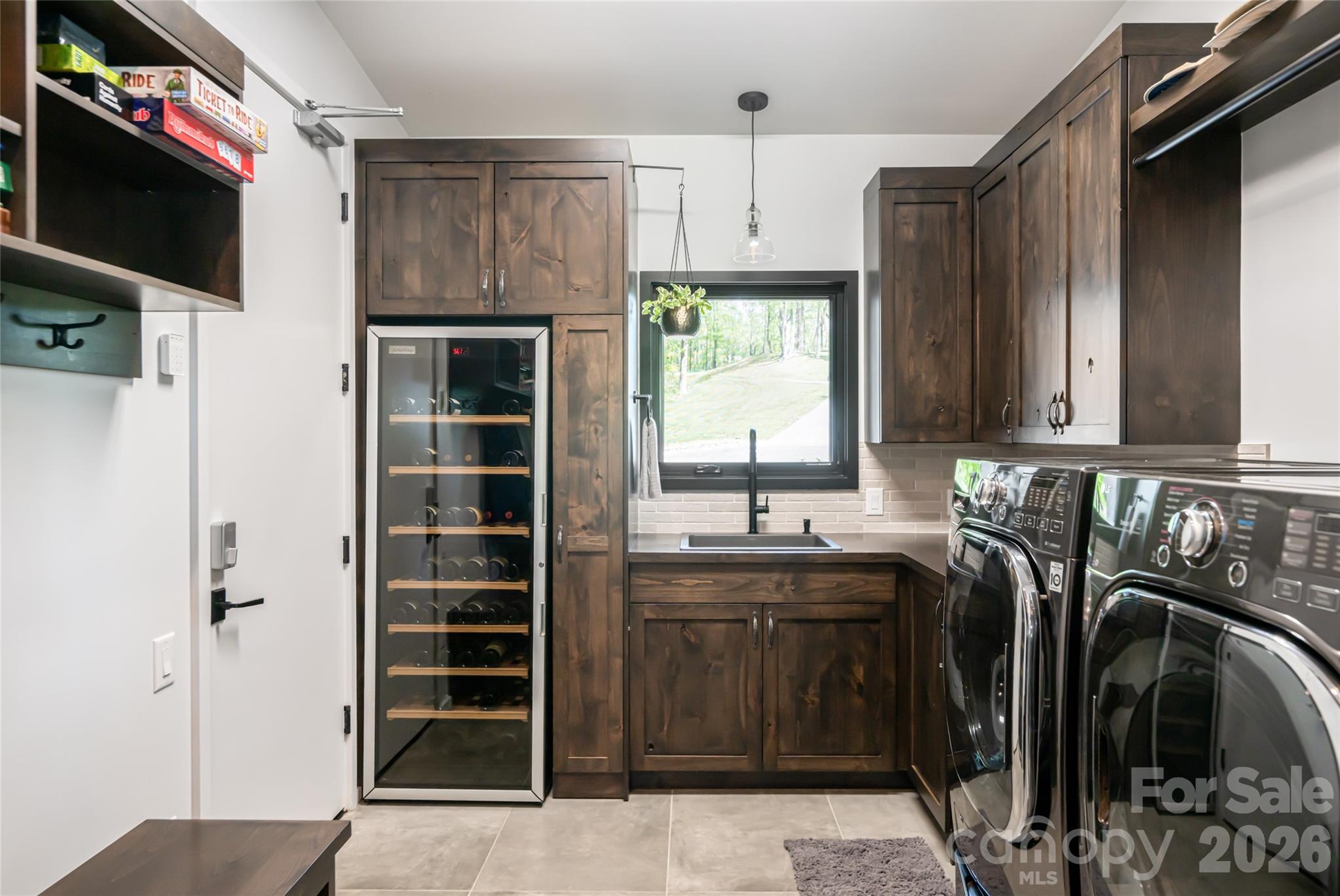 Single Family Residence at 94A Laurel Ledge Way, Fletcher, photo 20 of 48