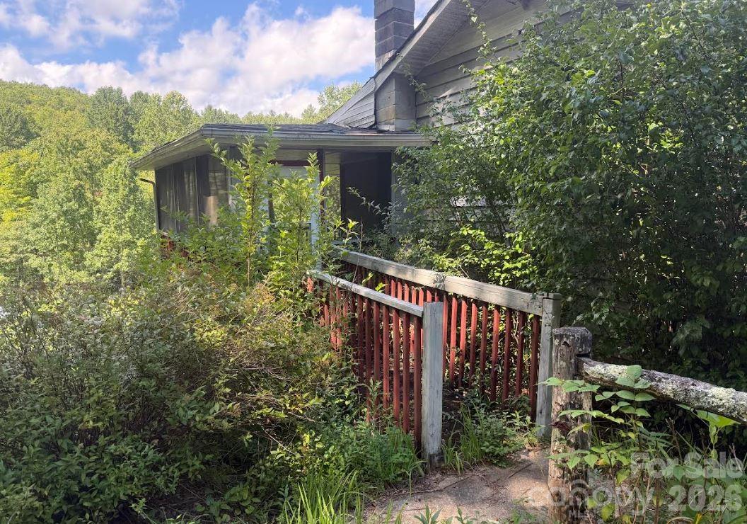 Single Family Residence at 107 Flat Creek Drive, Lake Toxaway, photo 27 of 42