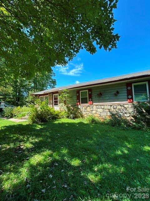 front of the home - 107 Flat Creek Drive, Lake Toxaway