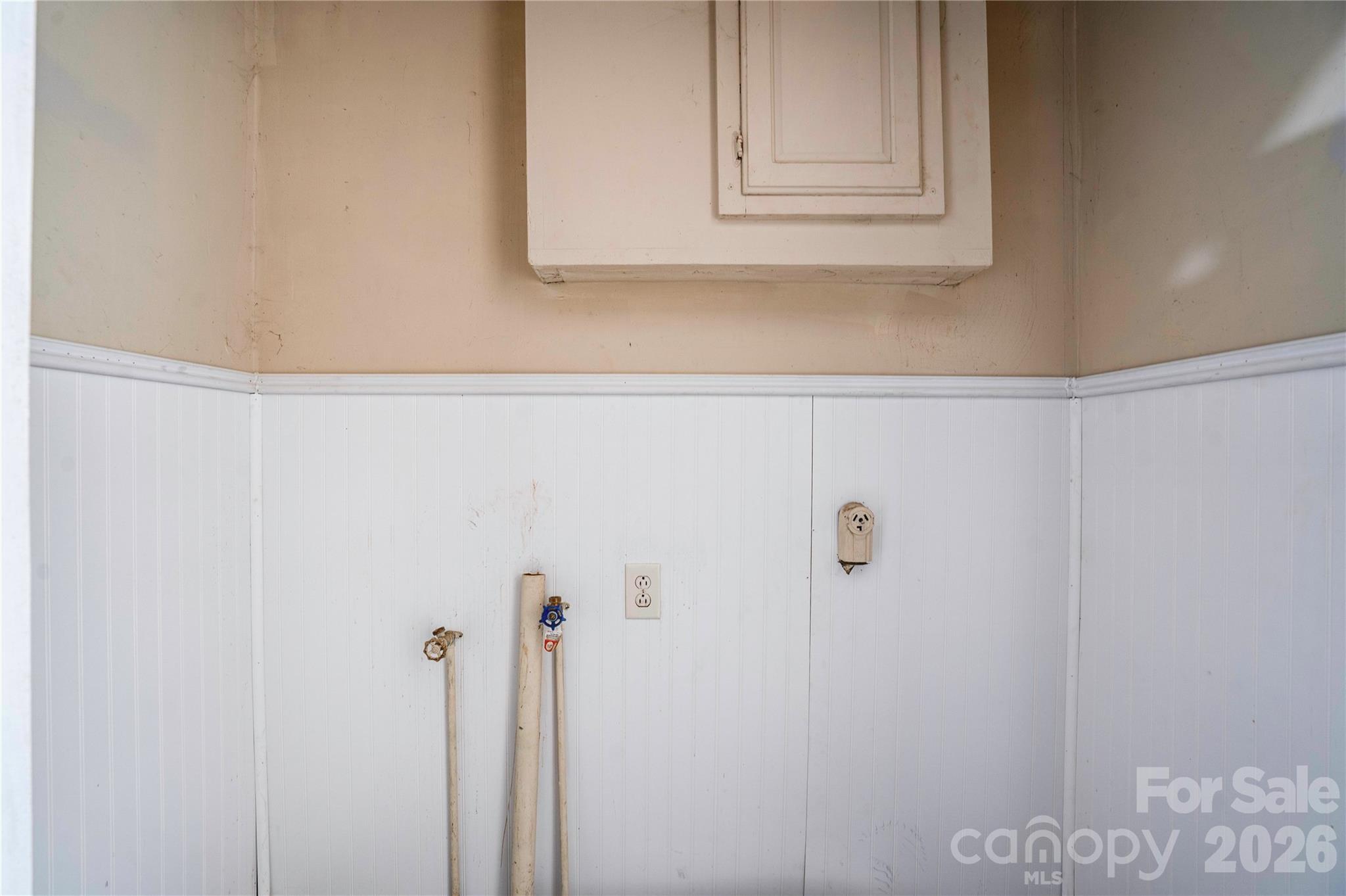 Laundry Room - 605 Meadowbrook Road, Kings Mountain