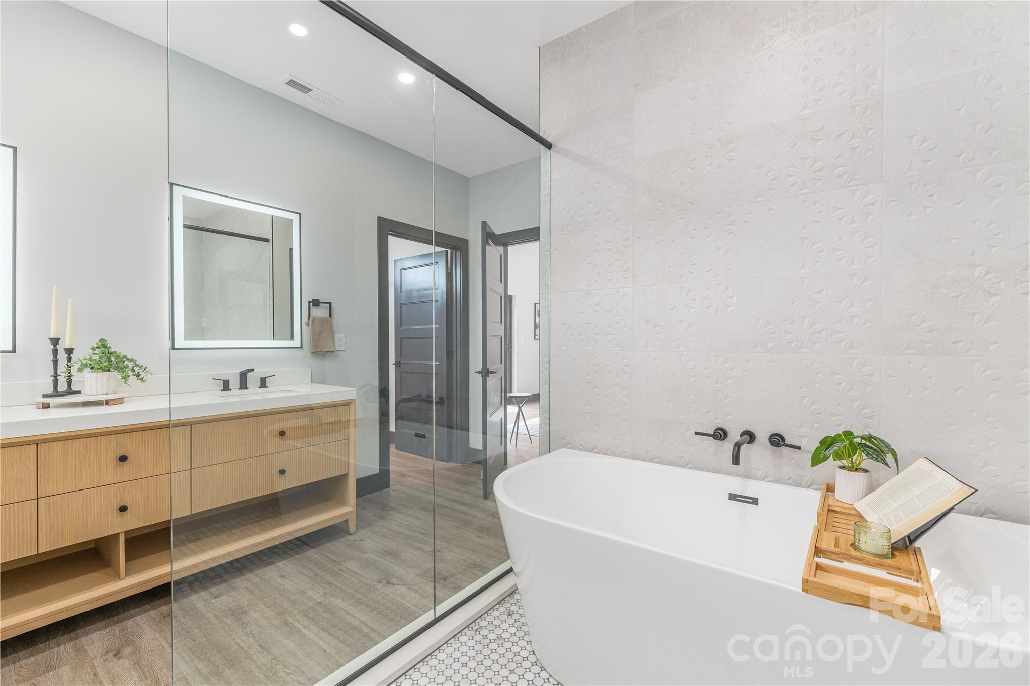 Gorgeous tiled bath - 19 Woodbine Road, Asheville