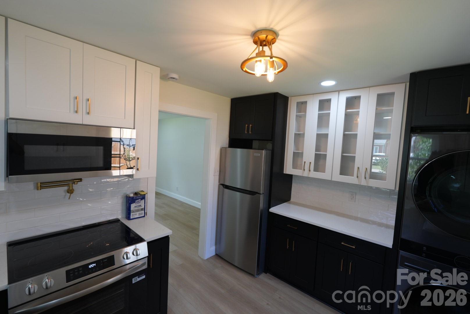 Fourplex at 1316 Anderson Street, Charlotte, photo 6 of 24