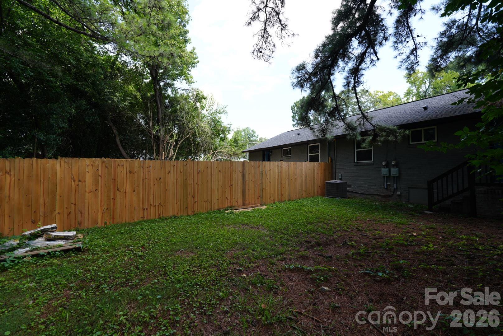 Fourplex at 1316 Anderson Street, Charlotte, photo 19 of 24