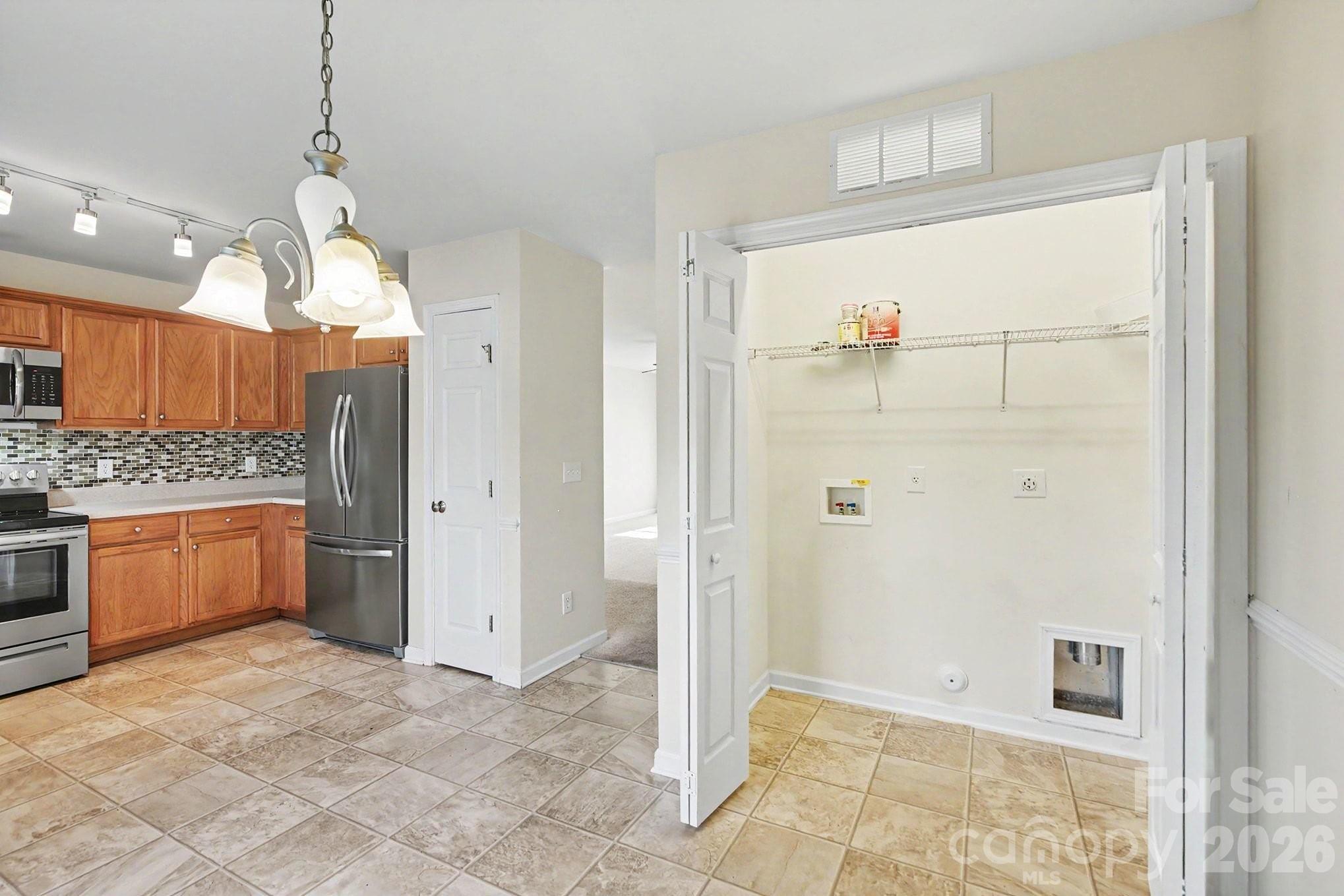 Townhouse at 3707 Spanish Peak Drive, High Point, photo 11 of 24