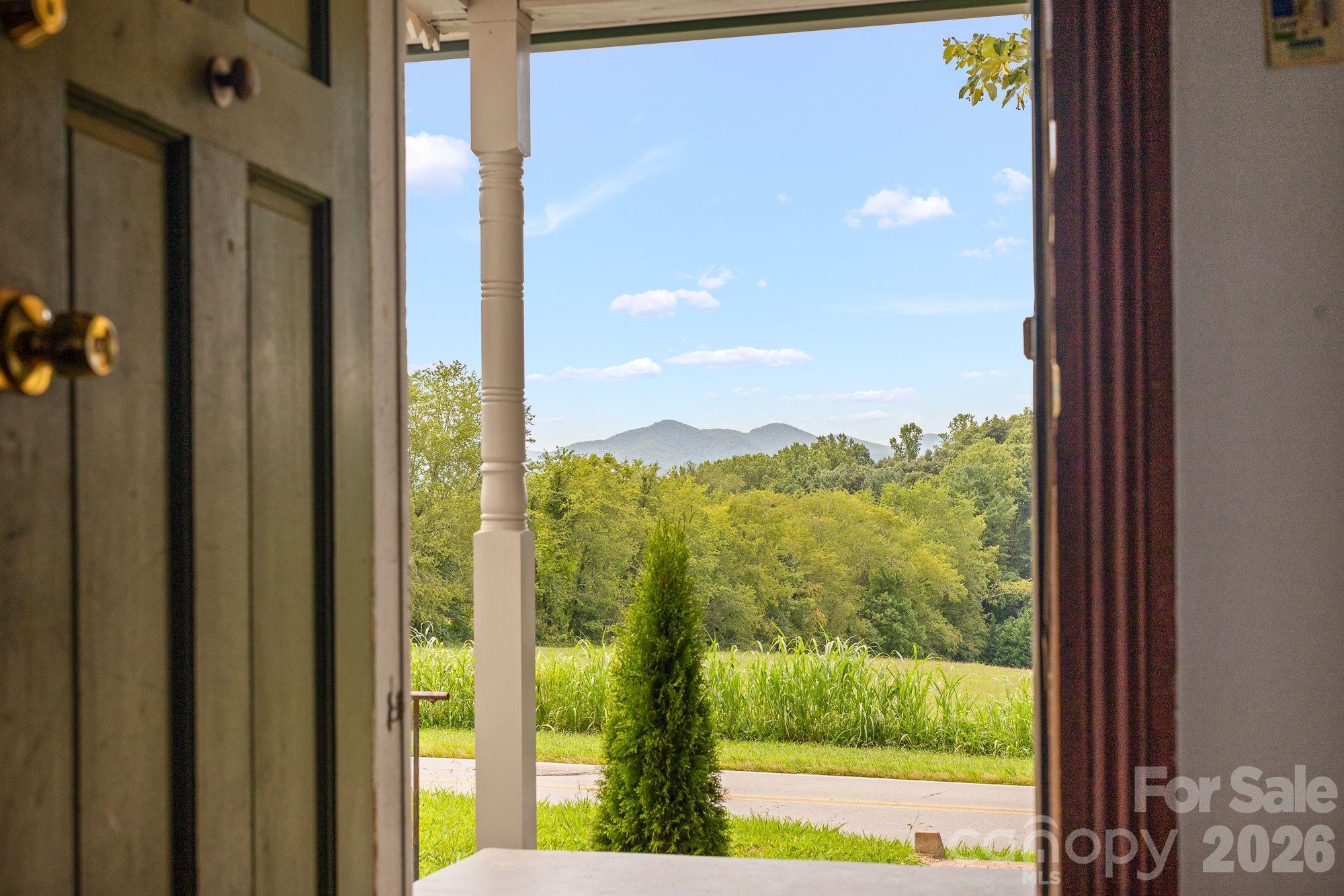 Single Family Residence at 250 Justice Ridge Road, Candler, photo 12 of 44