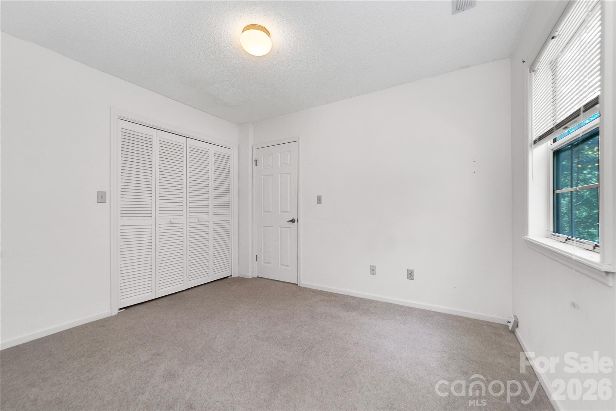 2nd bedroom entrance and closet. - 110 Lakeview Court, Brevard