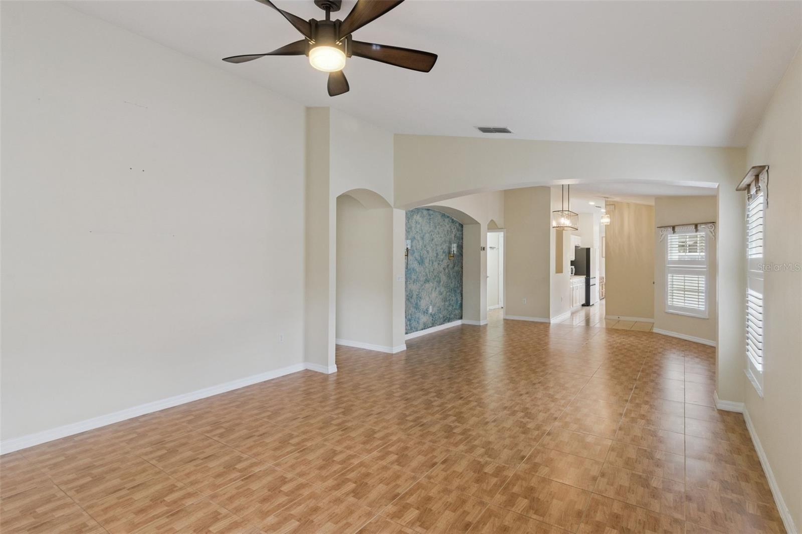 Single Family Residence at 205 BELL TOWER CROSSING WEST, KISSIMMEE, photo 6 of 100