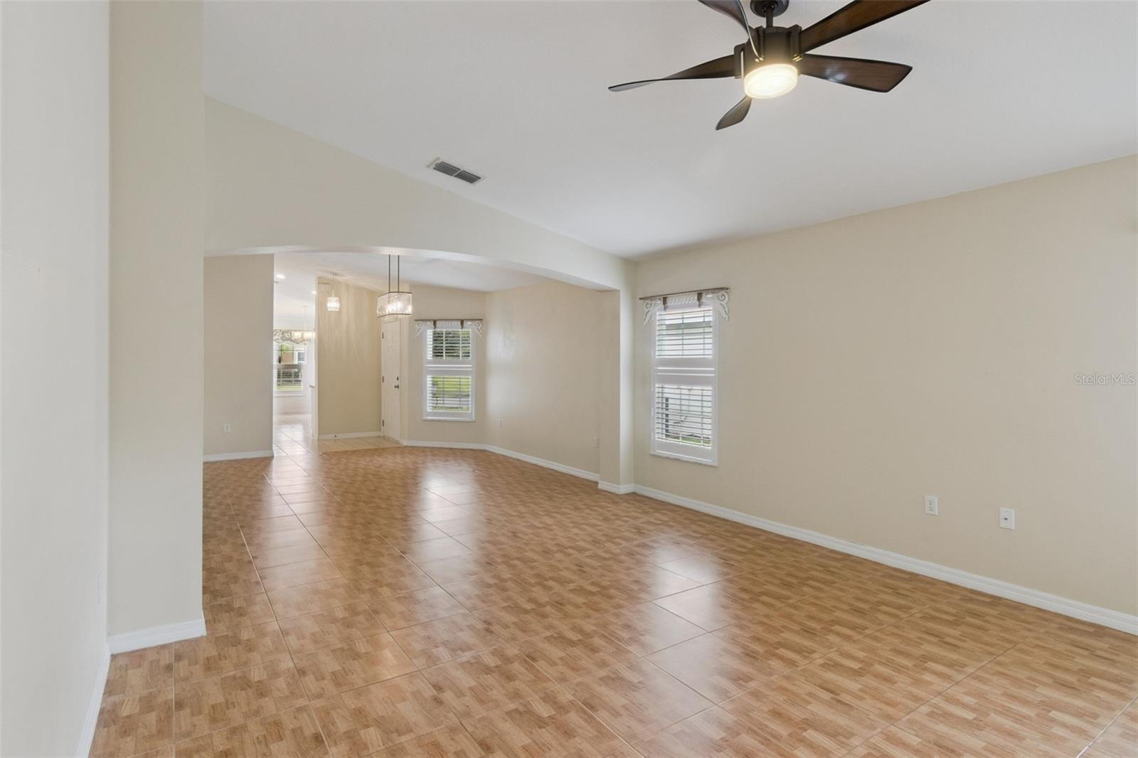 Single Family Residence at 205 BELL TOWER CROSSING WEST, KISSIMMEE, photo 7 of 100