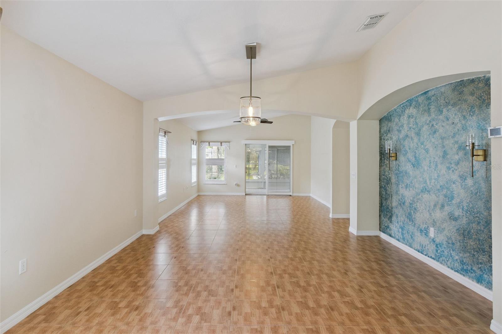 Single Family Residence at 205 BELL TOWER CROSSING WEST, KISSIMMEE, photo 11 of 100