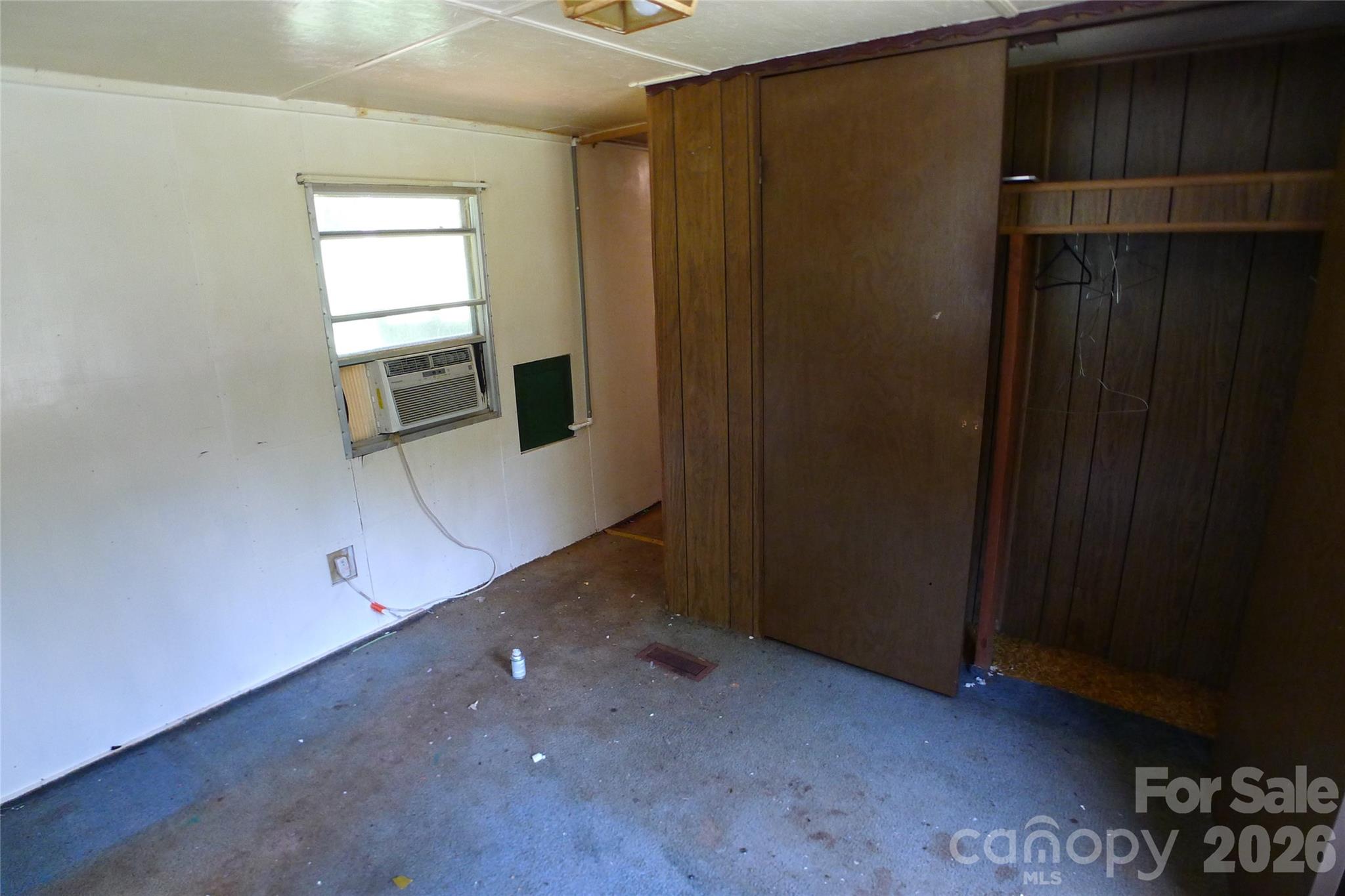 Single Family Residence at 162 Oak Tree Drive, Mocksville, photo 10 of 16