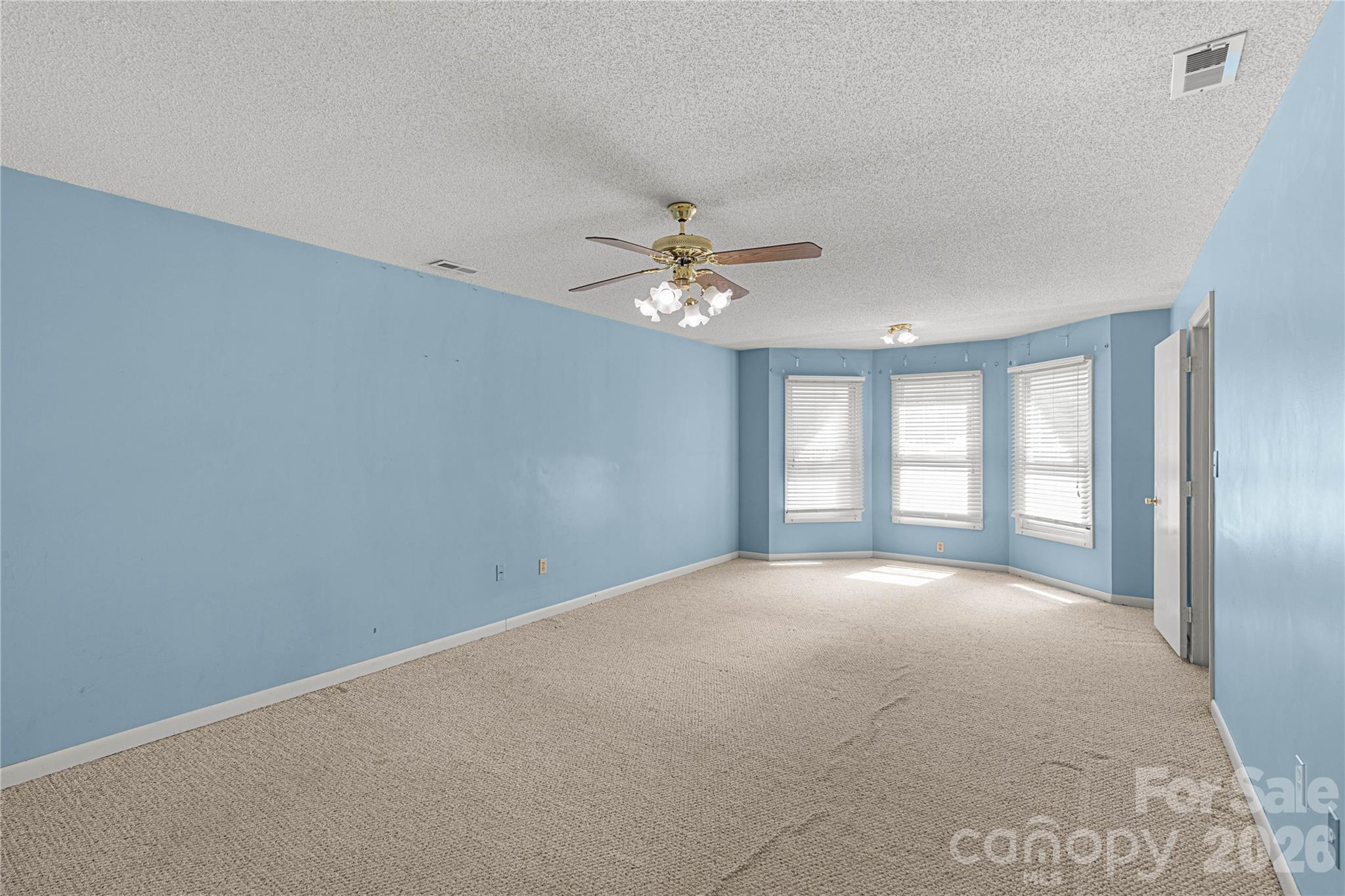 Primary Bedroom - 1575 Lincoln Road, York